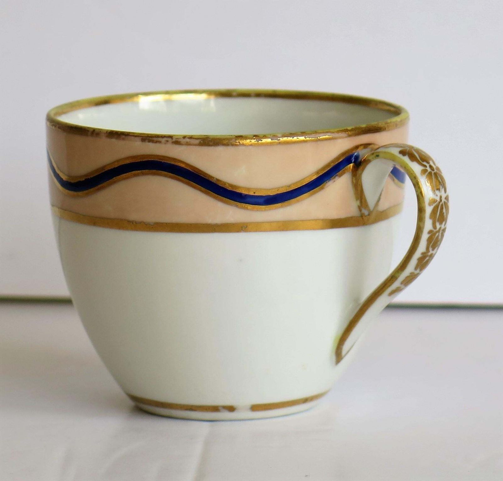 photo vintage Early Derby Porcelain Cup & Saucer Rare Pattern 128 Puce Crown Marks, Circa 1795