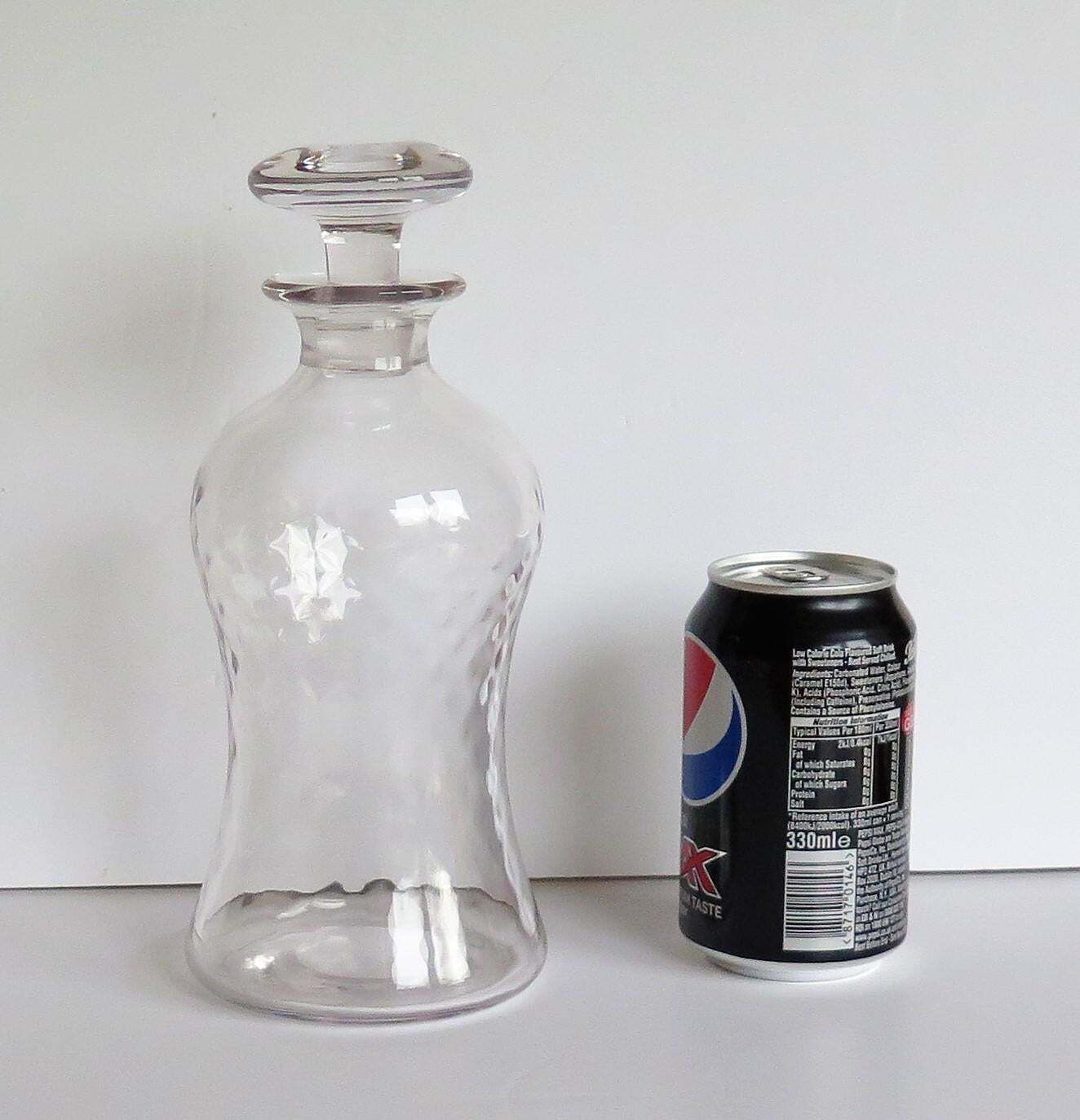 photo vintage Edwardian Blown Glass Decanter Dimple Moulded With Mushroom Stopper, Circa 1900