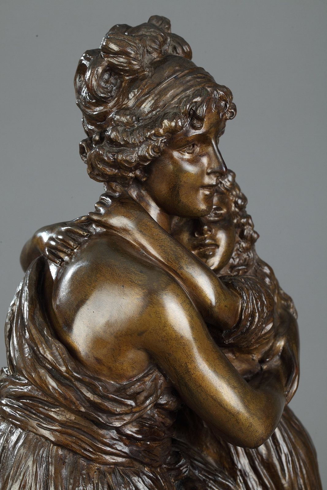 photo buy Groupe en bronze d'après le Portrait de l'artiste avec sa fille, Julie, par Élisabeth Vigée Lebrun