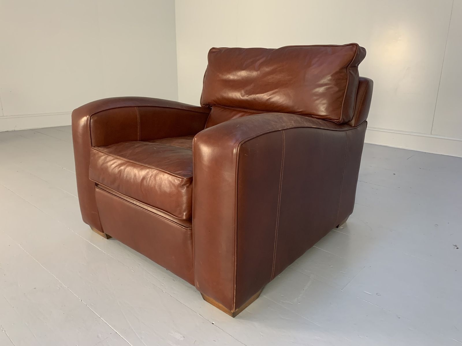 Duresta “Panther” Armchair – In Brown “Mustang” Leather photo 900.0