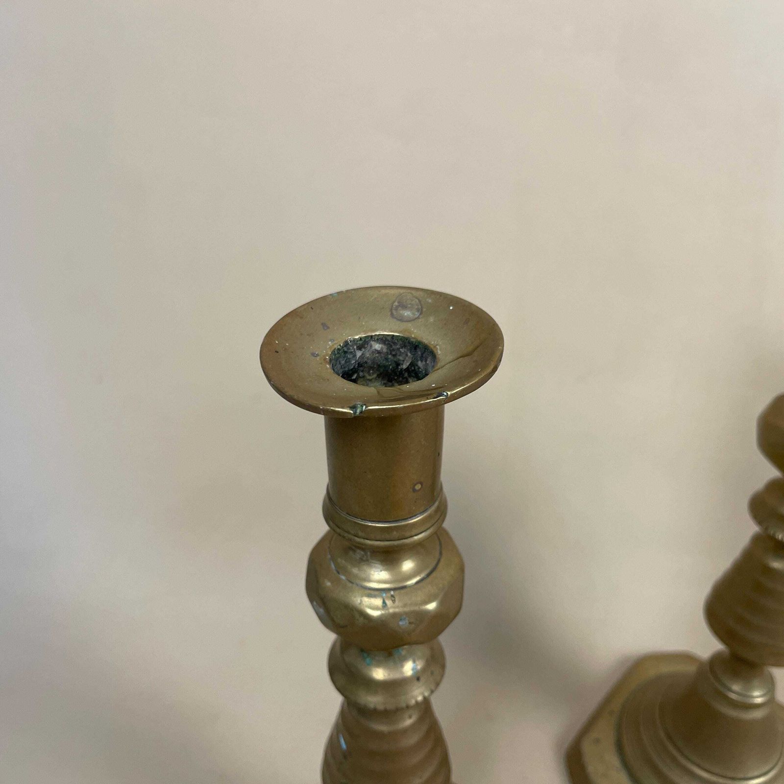 Antique Matching Pair Of Gold Brass Metal Candlestick Candle Stick Vintage Column Taper Dinner Candlesticks Base Pillar photo vintage