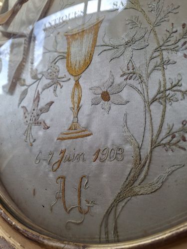 Early 20th Century Gilt Framed, Glass Domed Communion Commemoration. photo vintage