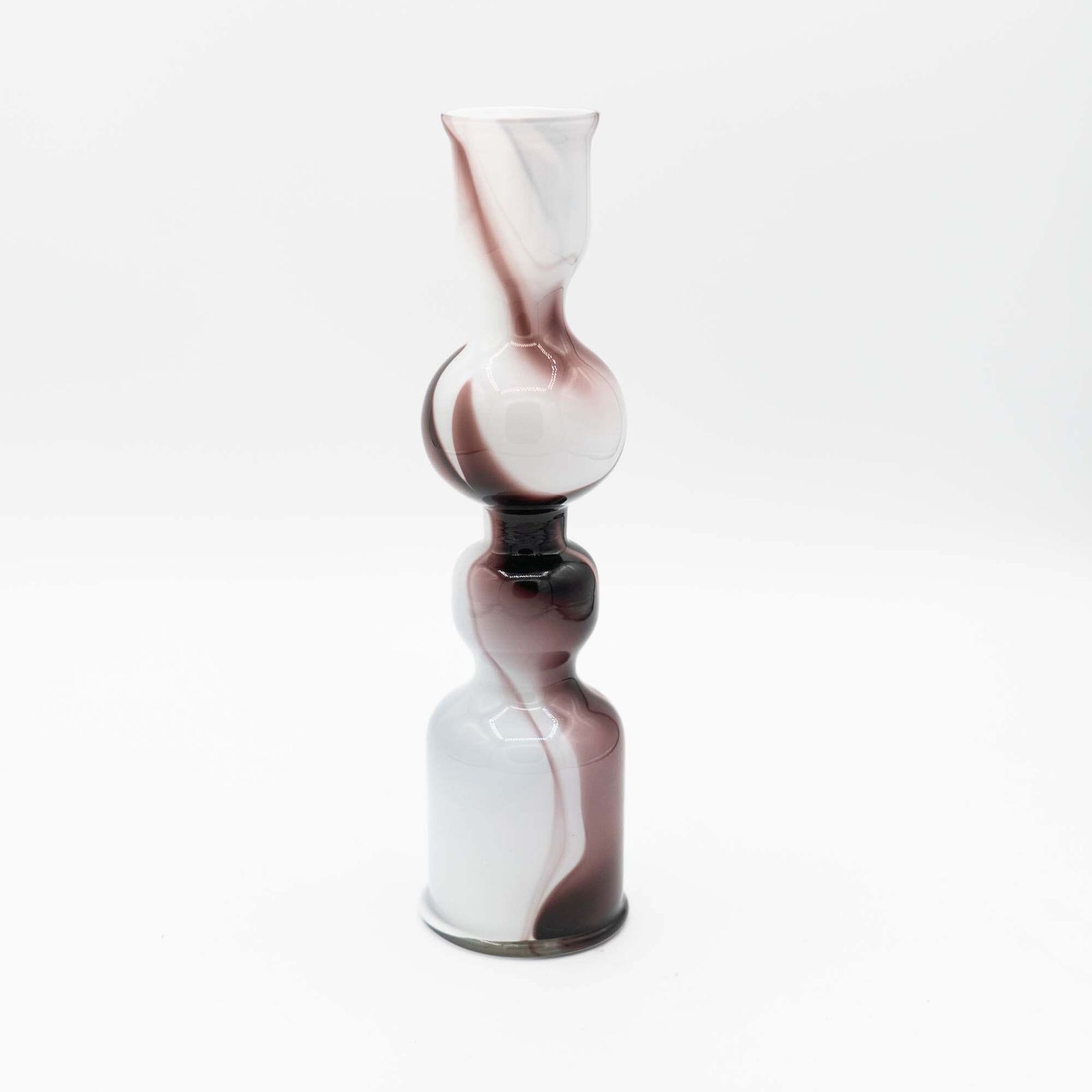 Vintage Purple & White Murano Glas Vase   Bicolore   Carlo Moretti   1970s photo vinterior