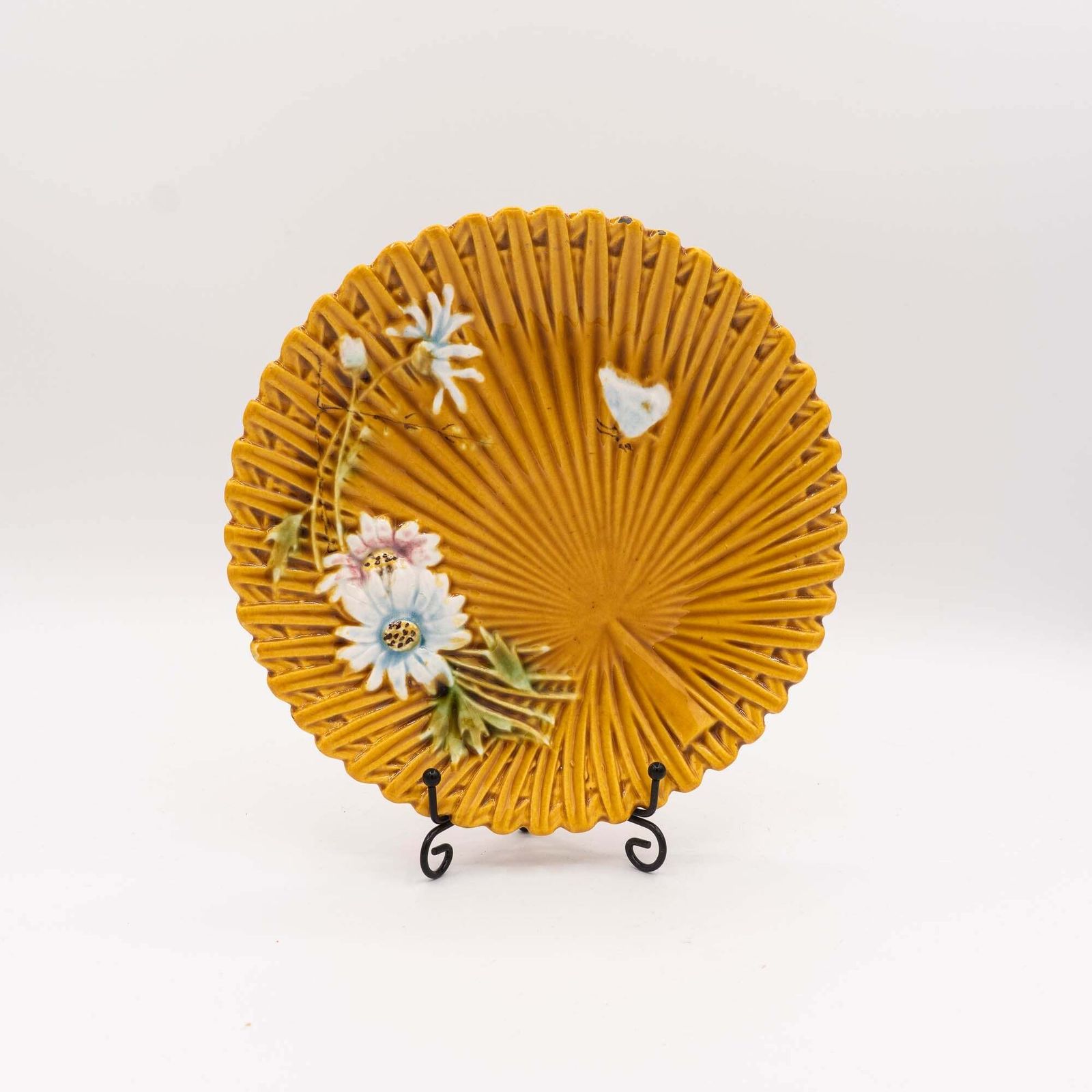 Antique Art Nouveau Yellow Majolica "Marguerite" Plate   Smf Schramberg   1920s