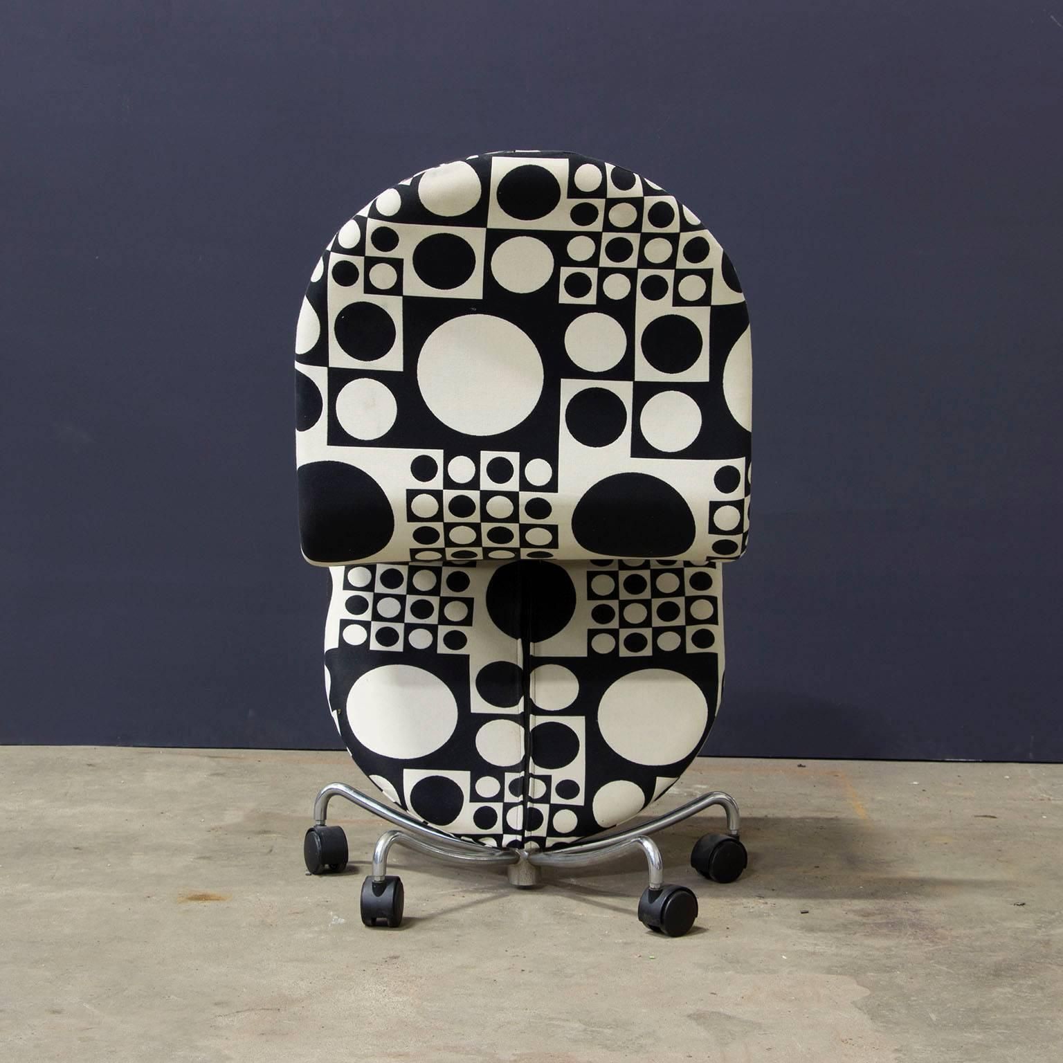 1970, Verner Panton, 1 2 3 Serie Office Chair, Original Panton Fabric By Kvadrat photo Furniture