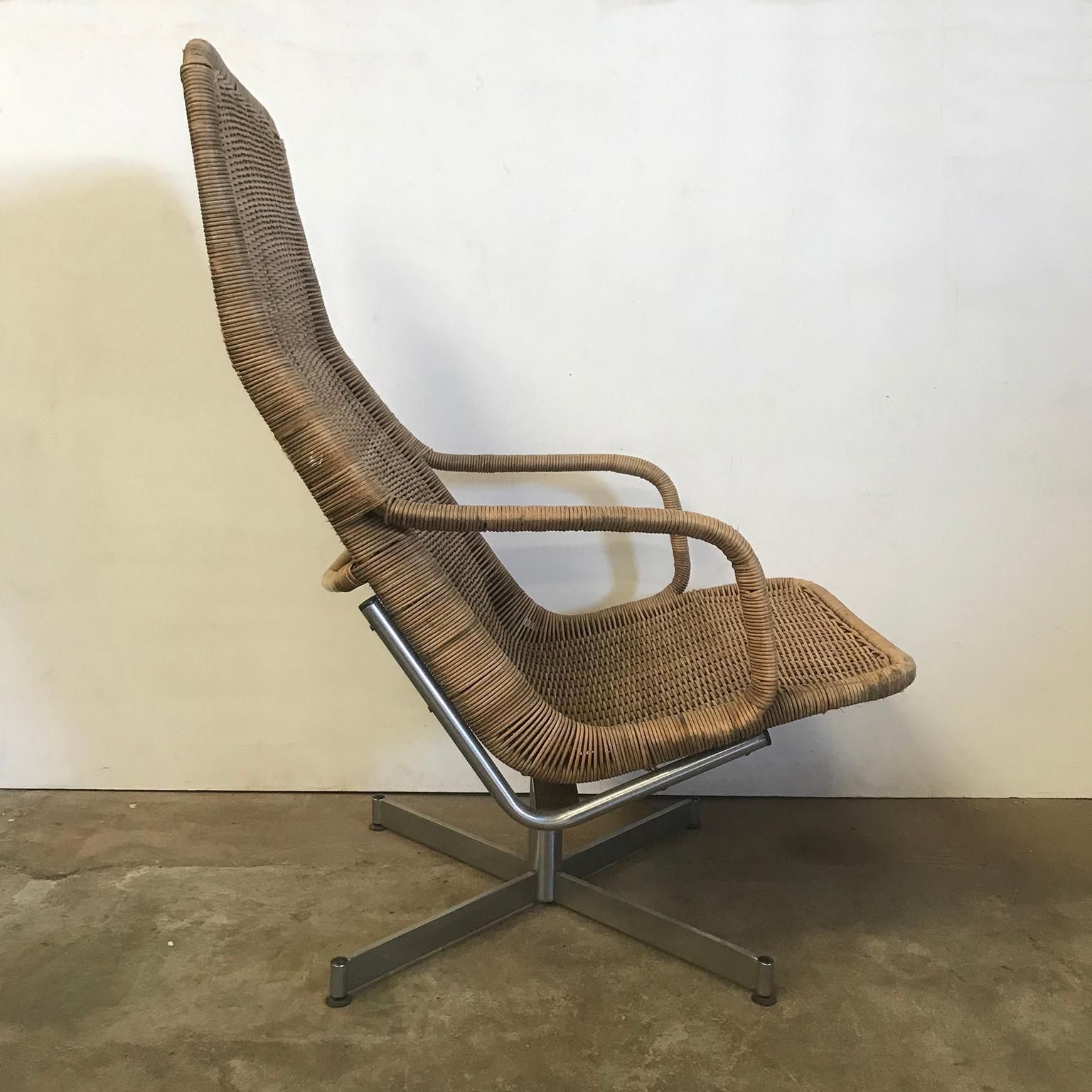 1961 Dirk Van Sliedregt, Rare 514 Original Wicker Lounge Chair With Chrome Base photo furniture
