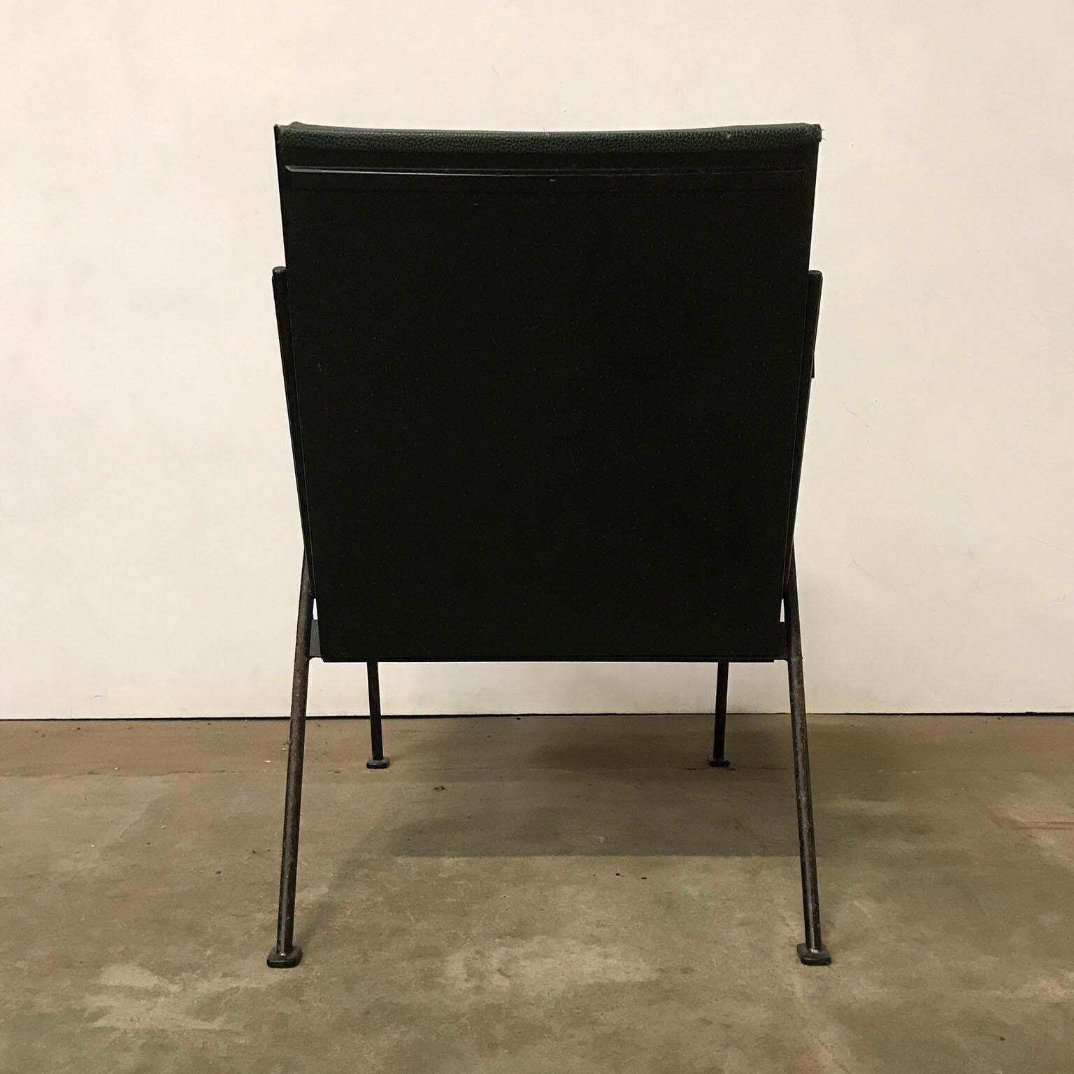1959, Wim Rietveld For Ahrend De Cirkel, Oase Chair Original Green Leatherette photo vinterior