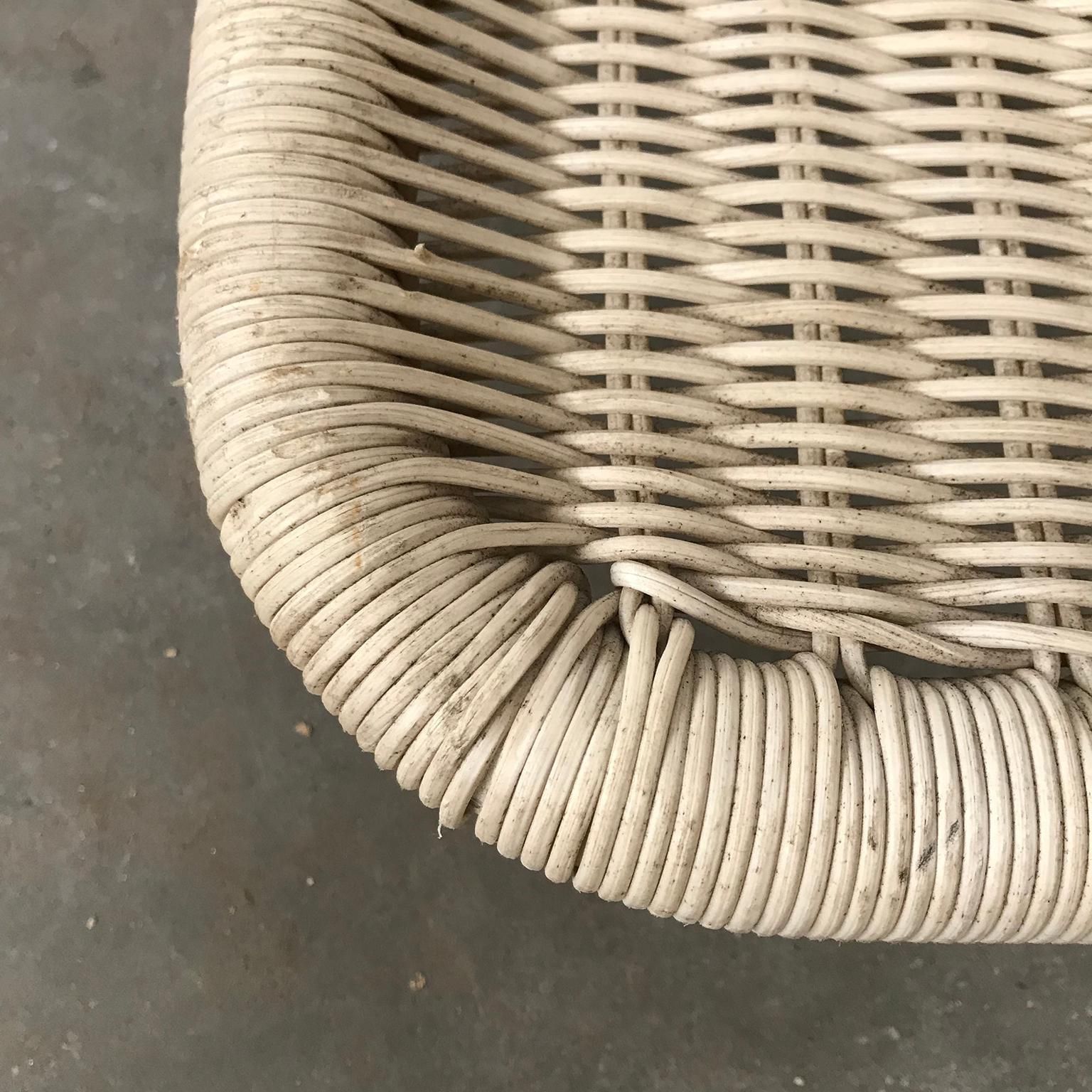 photo vinterior 1968, Antti Nurmesniemi, For Tecta Germany, Plastic Wicker Lounge Chair F10
