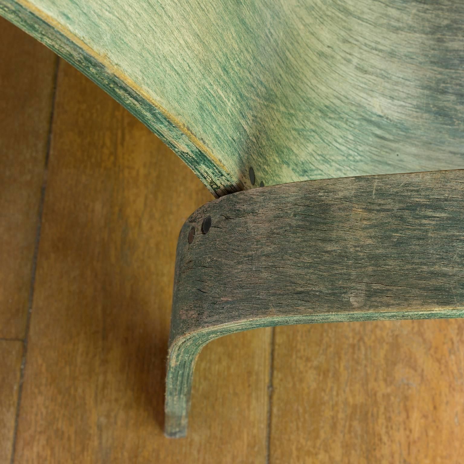 photo furniture 1940, Han Pieck, Plywood Lounge Armchair For Lawo In Green As Published On Book