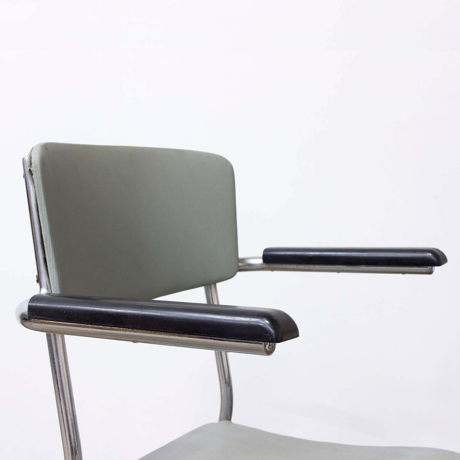 1932, Cor Alons, Hairpin Seat In Chrome And Grey Vinyl photo vinterior