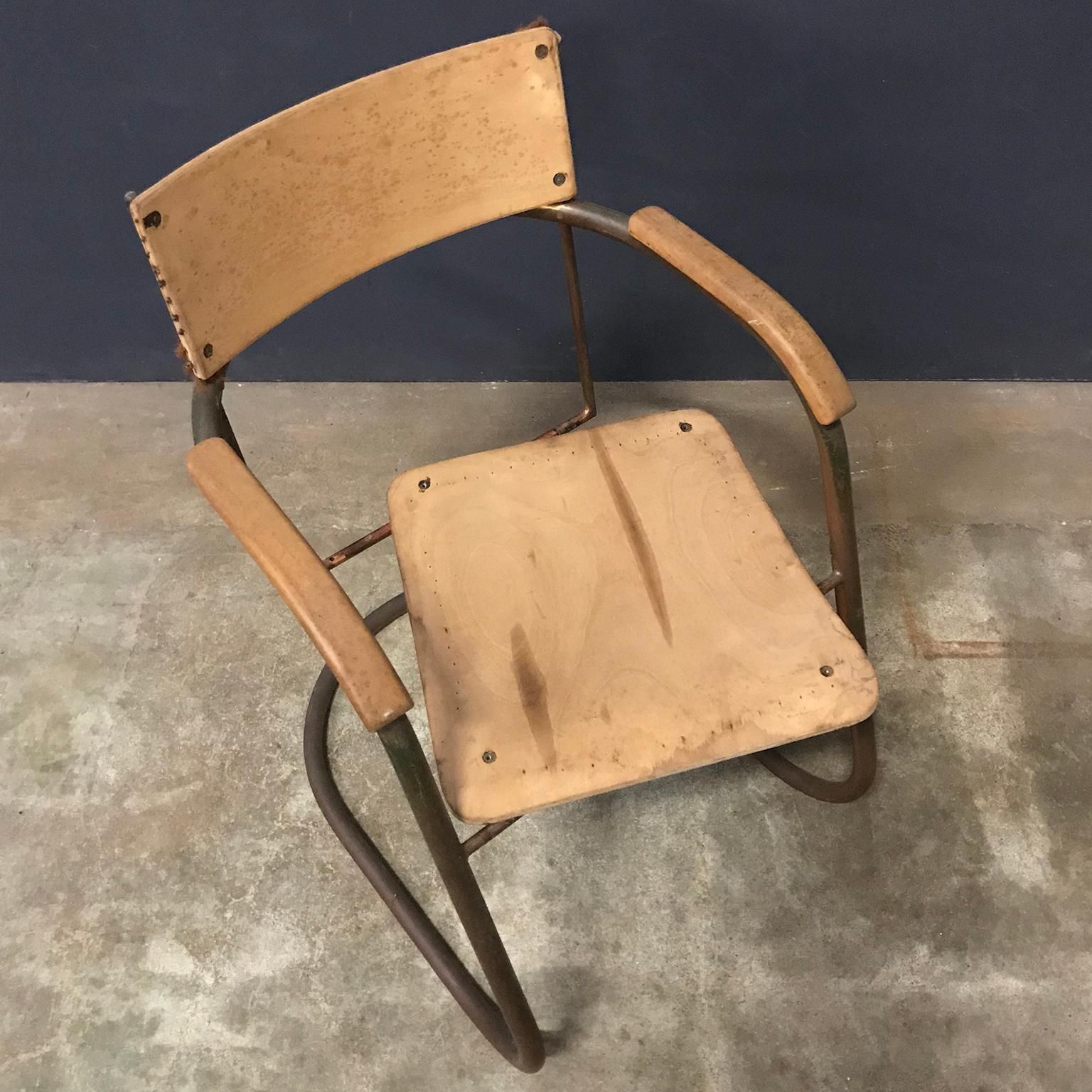 photo vintage Paul Schuitema Tube Chair, Original In Copper And Upholstered Wood, Circa 1930