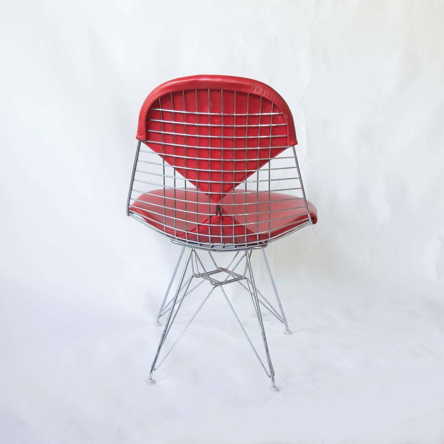 1950, Charles And Ray Eames, Set Of Four Dkr Chairs Red Leather Bikinis photo Furniture