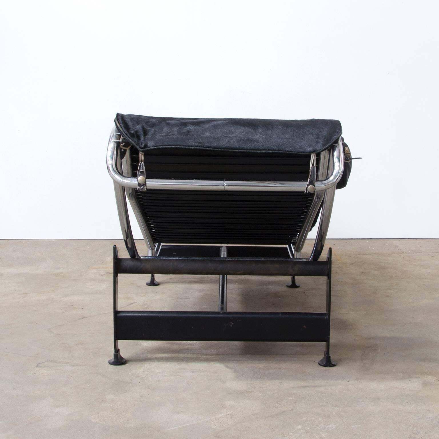 1928, Le Corbusier, Early Lc 4 By Cassina In Chrome With Black Pony Skin photo Furniture