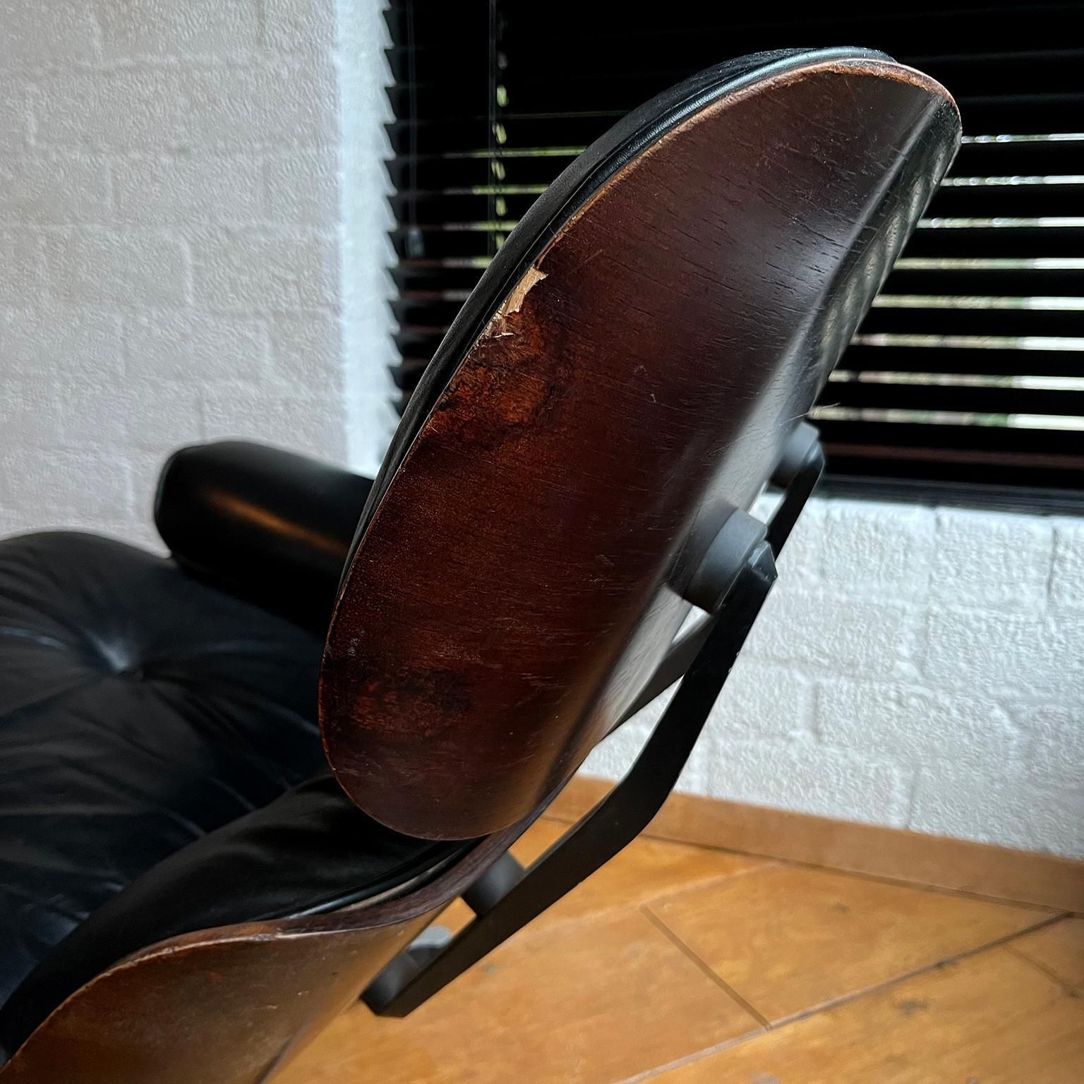 photo for sale 1956, Ray & Charles Eames, Miller, 1st Version Lounge Chair 1956, Ottoman 1966