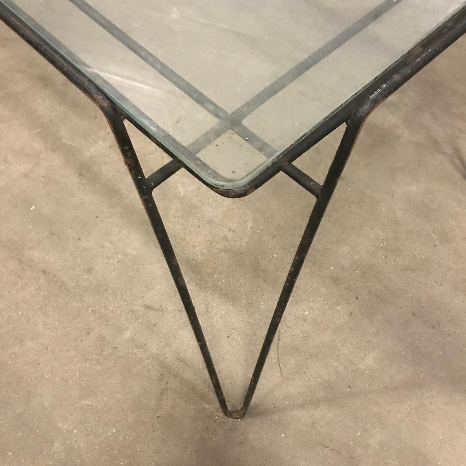 photo furniture Super Elegant Dining Table, Black Metal Hairpin Legs And Glass Top, Circa 1960