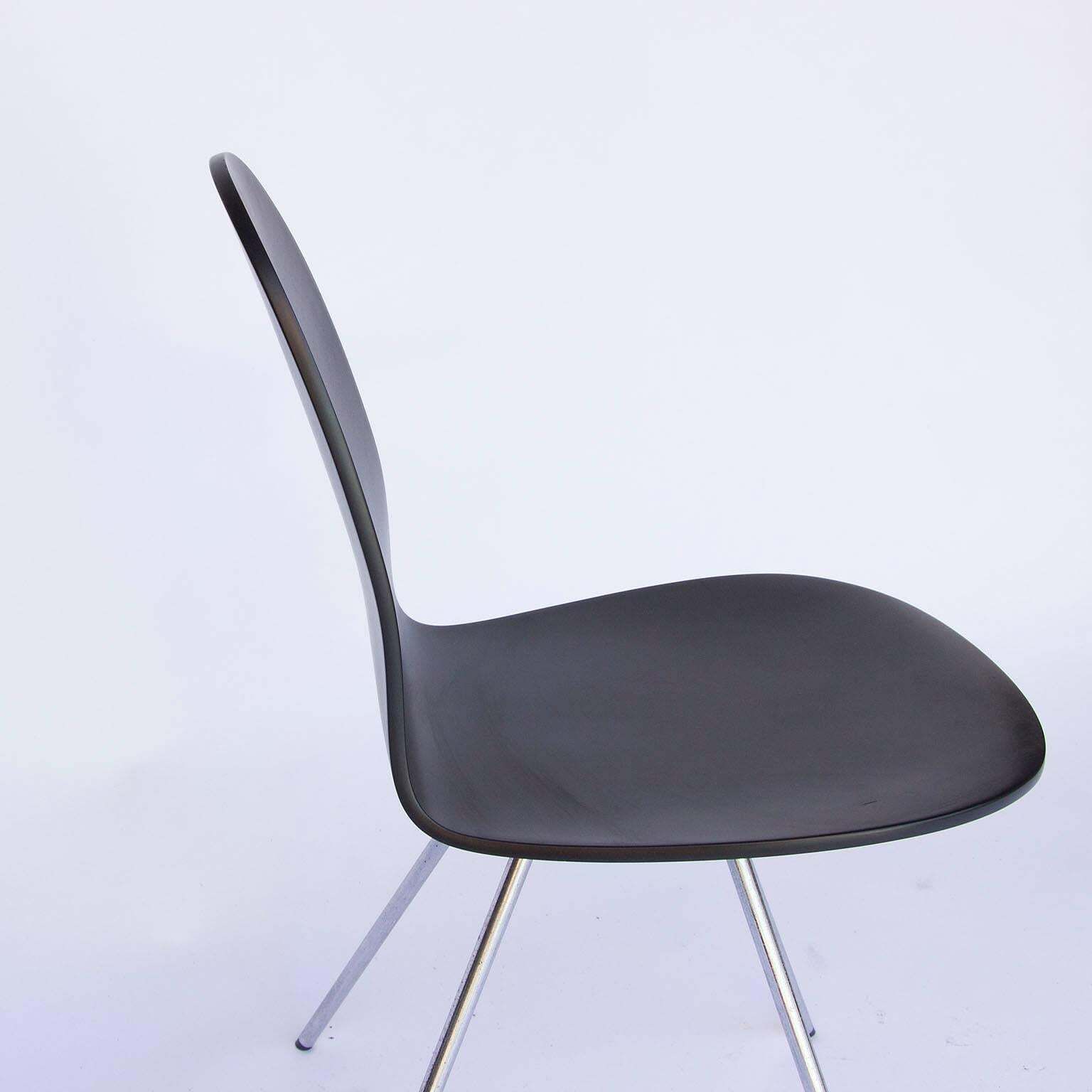 1955, Arne Jacobsen, Tongue Chair Black Lacquered photo vinterior