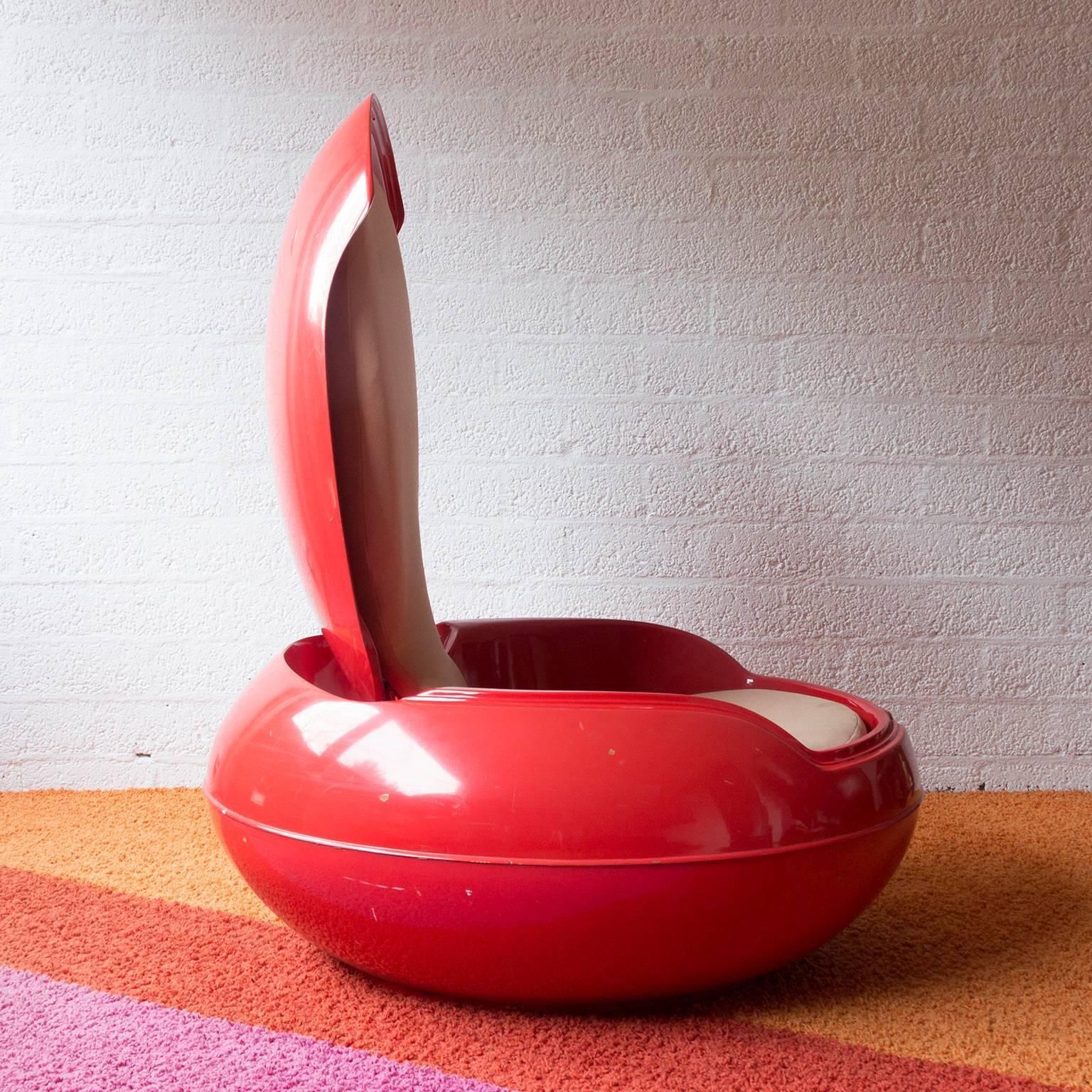 Peter Ghyczy For Ghyczy Design, Red Garden Egg Or Senftenberg Egg, 1968 photo Garden Furniture