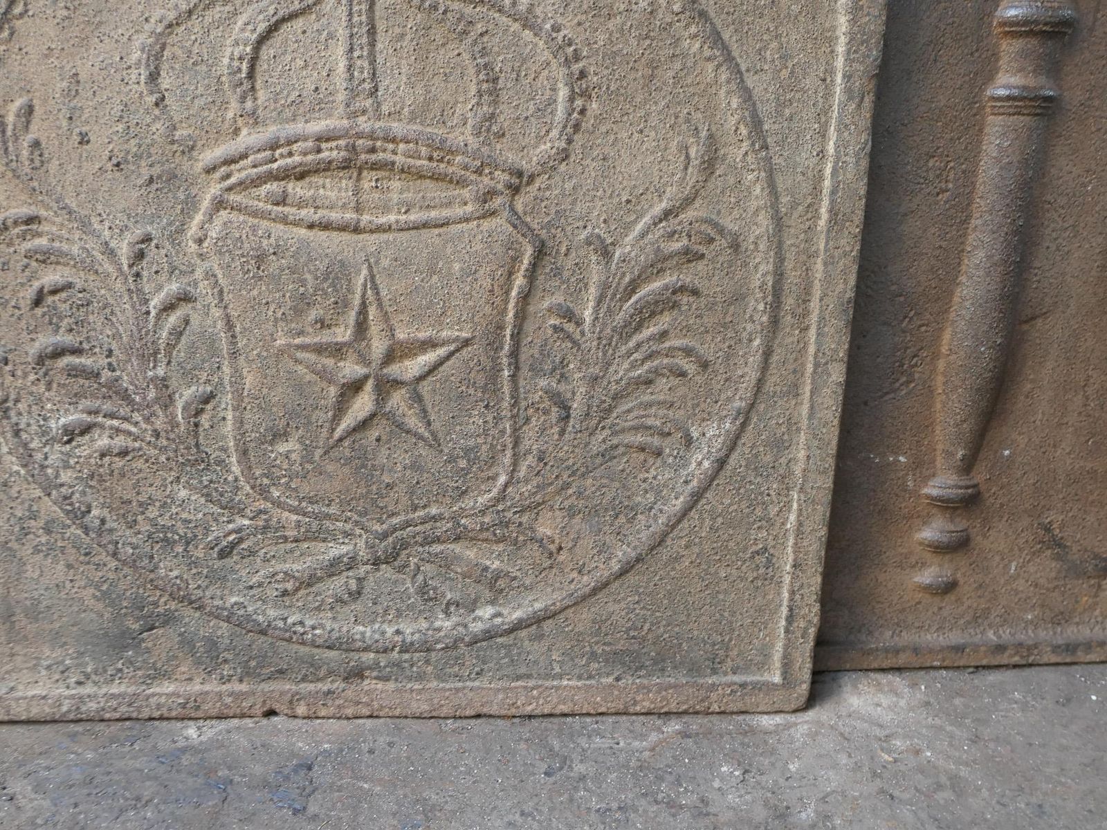 Home Fixtures French Napoleon III Period 'Arms Of France' Fireback / Backsplash photo