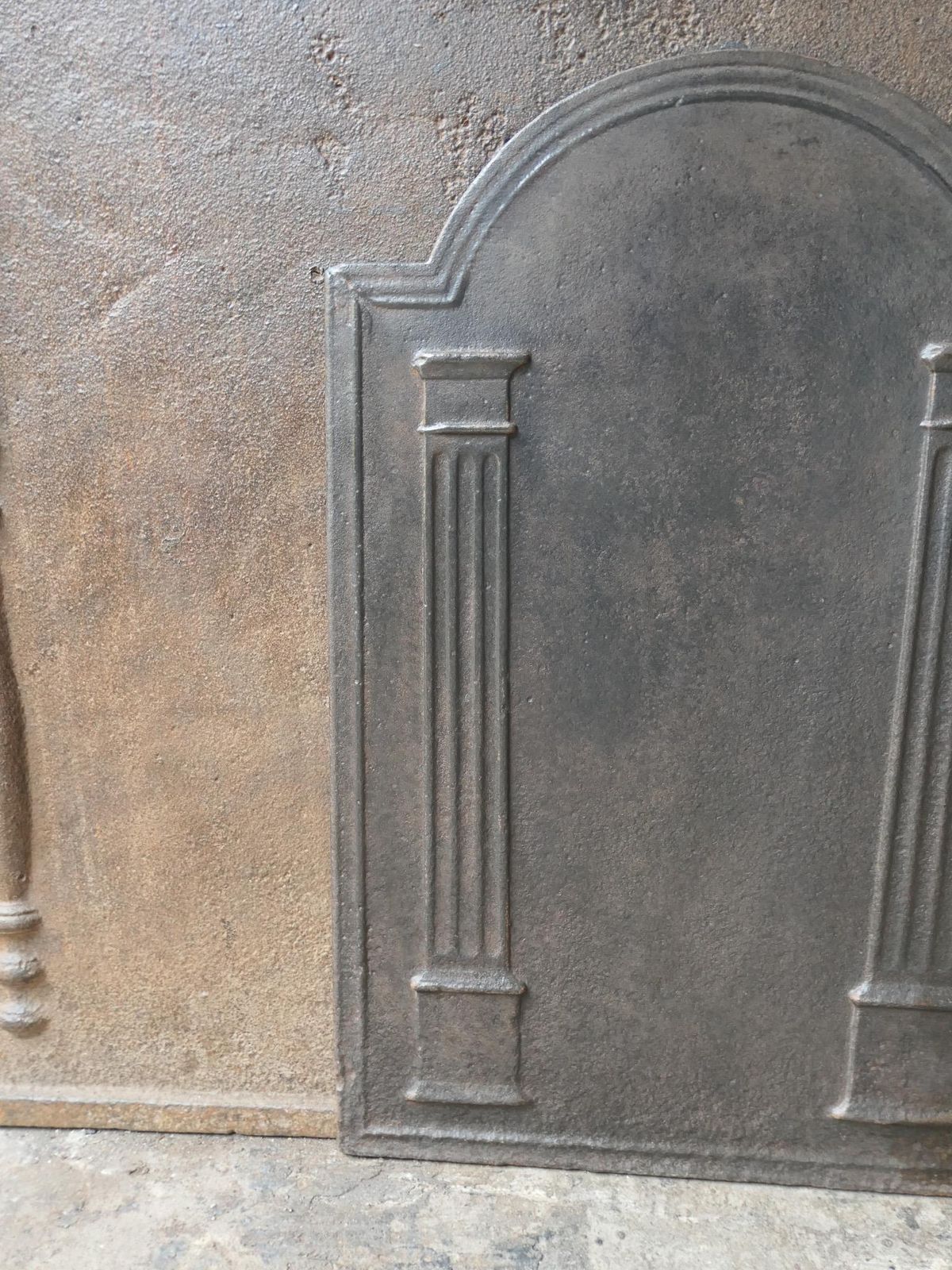photo furniture Antique French 'Pillars Of Freedom' Fireback / Backsplash, 18th   19th C.