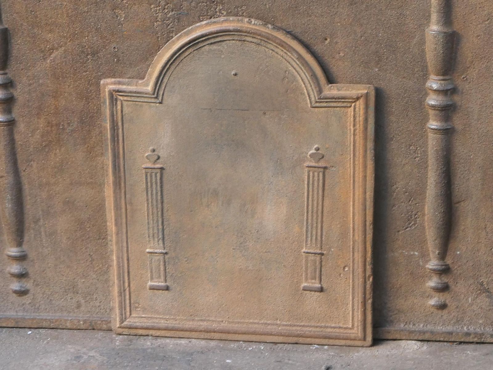 Antique French 'Pillars Of Freedom' Fireback / Backsplash, 18th   19th C. photo vinterior