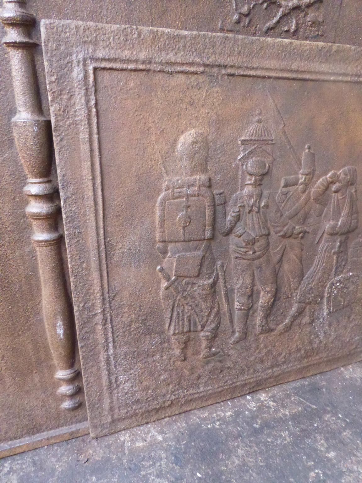 Antique French Napoleon III 'Soldiers' Fireback / Backsplash, 19th Century photo vinterior