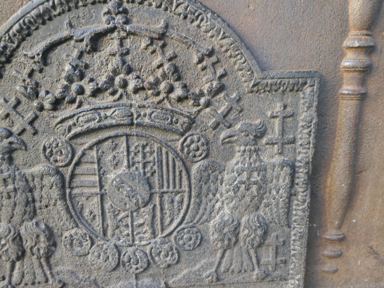 Home Fixtures French 'Arms Of Lorraine' Fireback, 18th Century photo