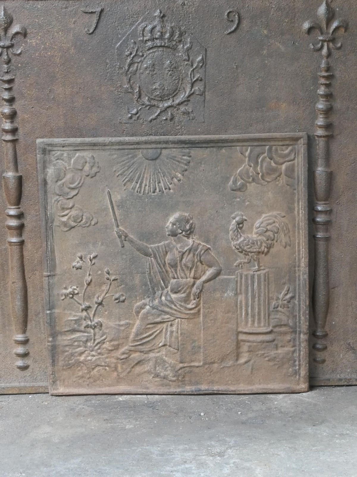 Aurora, Goddess Of The Dawn, Fireback / Backsplash, 20th Century photo vinterior