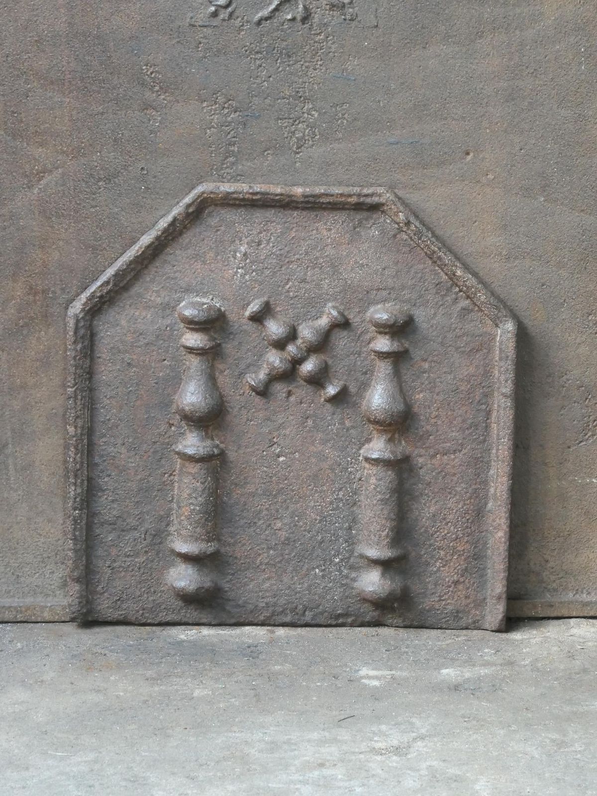 French Louis XIV 'Pillars With Saint Andrew's Cross' Fireback / Backsplash photo Home Fixtures