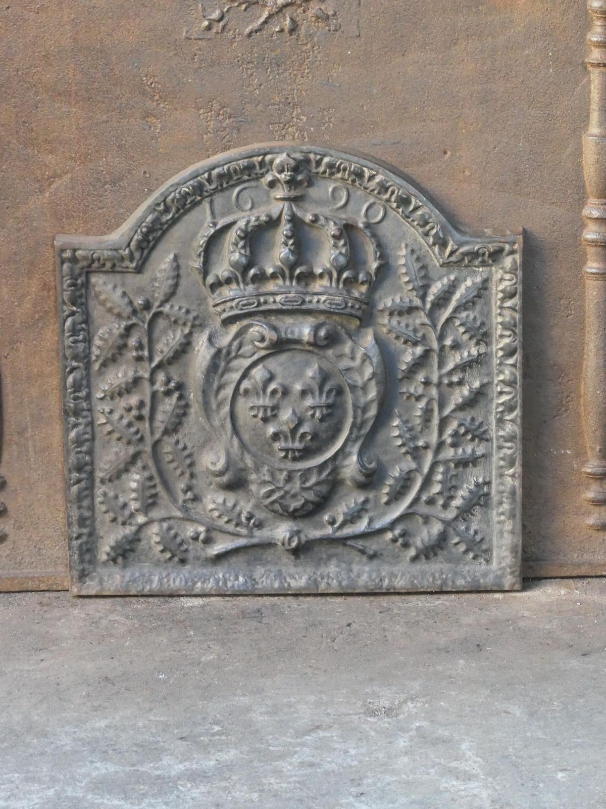 French Louis XIV Style 'Arms Of France' Fireback / Backsplash photo furniture
