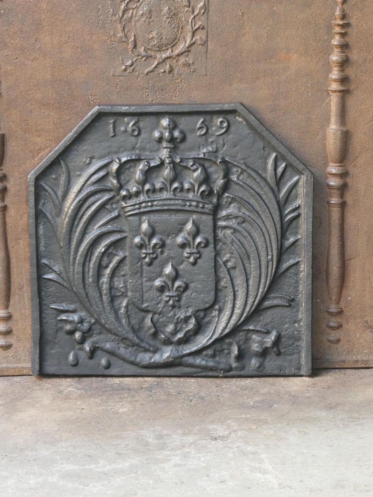 French Louis XIV Style 'Arms Of France' Fireback / Backsplash photo for sale
