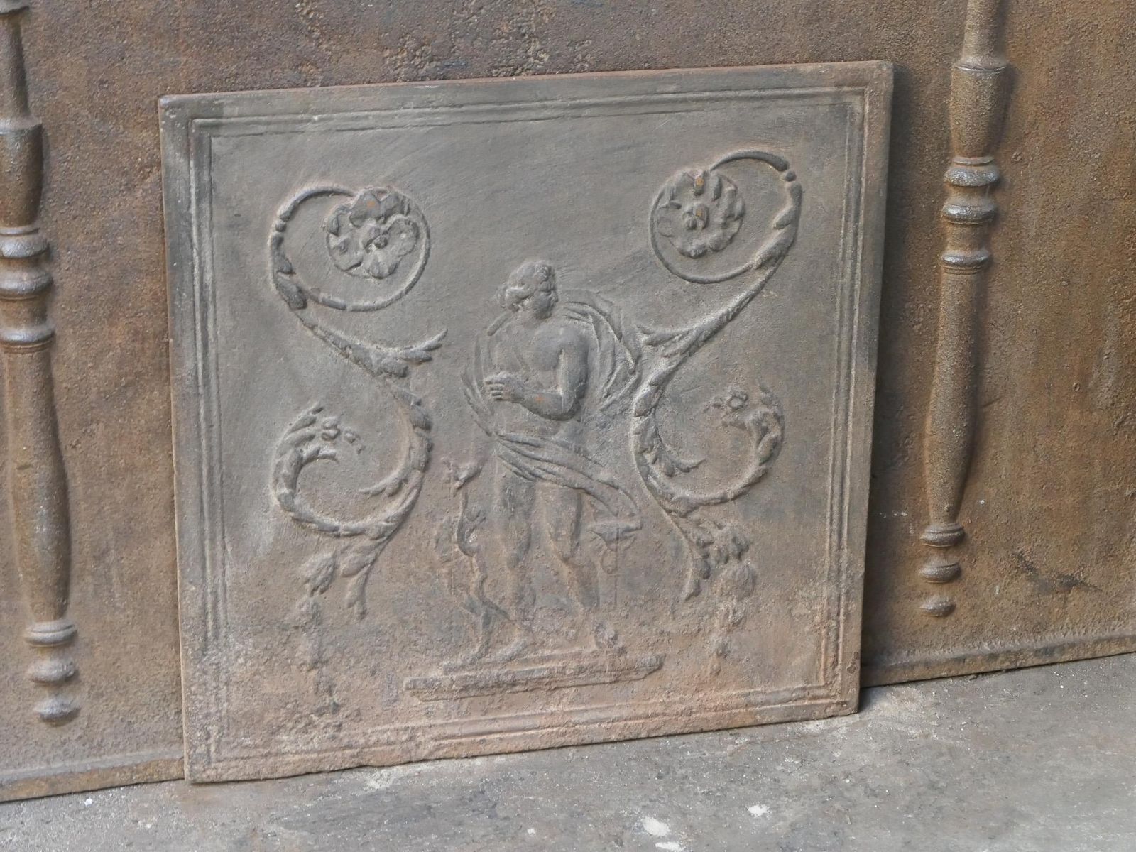 French Neoclassical 'Diana' Fireback / Backsplash, 18th 19th Century photo vinterior