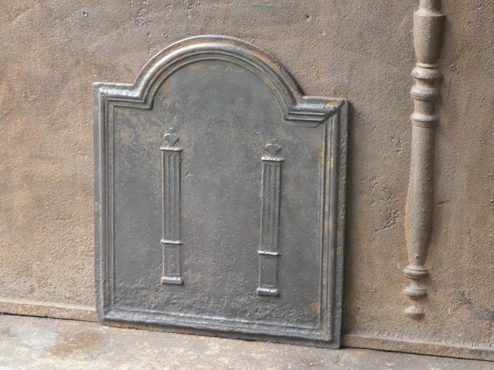 Antique French 'Pillars Of Freedom' Fireback / Backsplash, 18th   19th C. photo vinterior