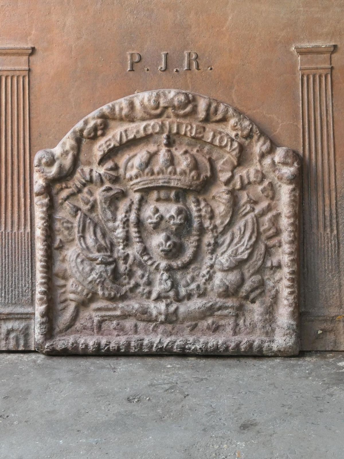 French Louis XIV Style 'Arms Of France' Fireback / Backsplash photo furniture