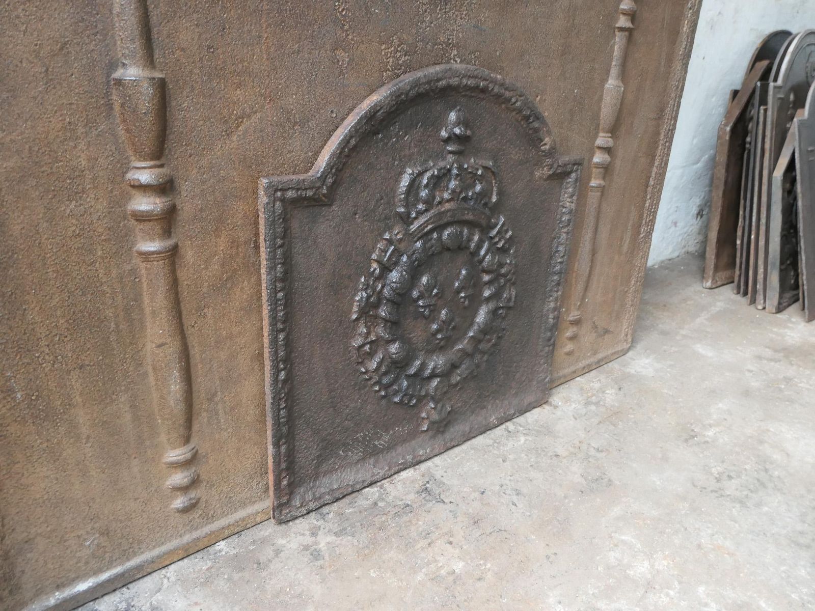 photo for sale 18th 19th Century French Louis XIV 'Arms Of France' Fireback / Backsplash