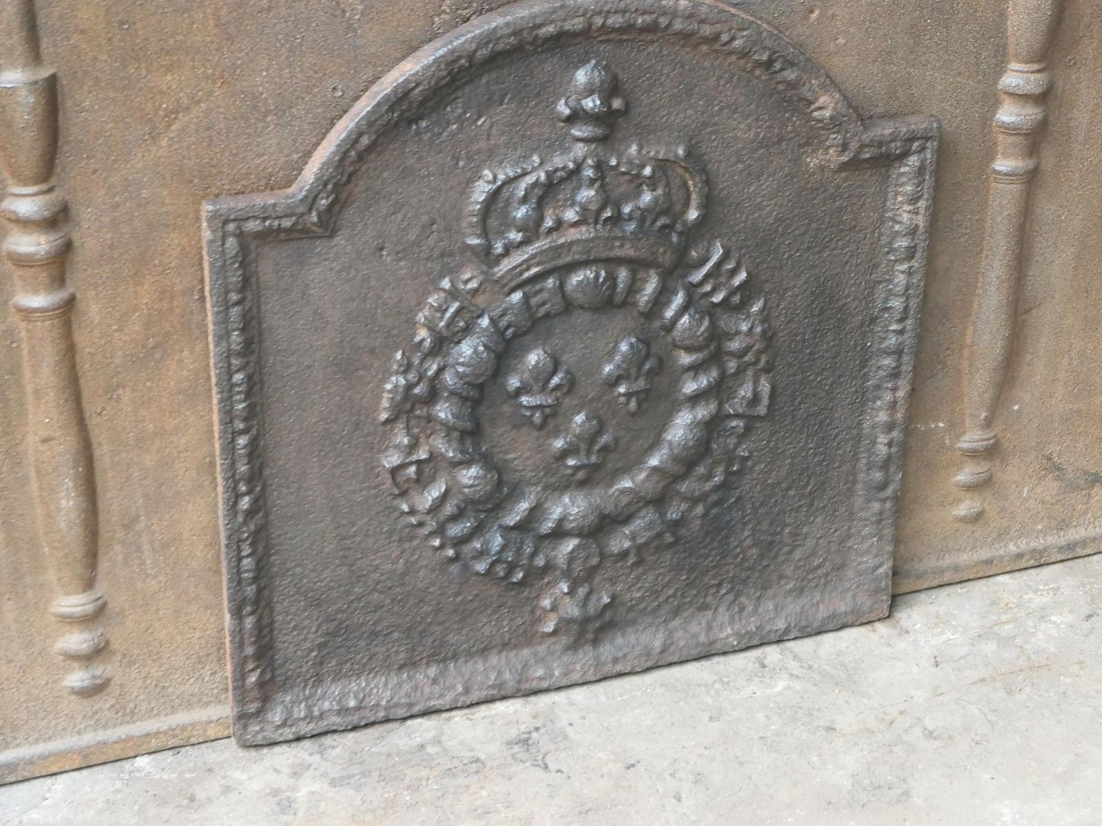 491.0 18th 19th Century French Louis XIV 'Arms Of France' Fireback / Backsplash photo