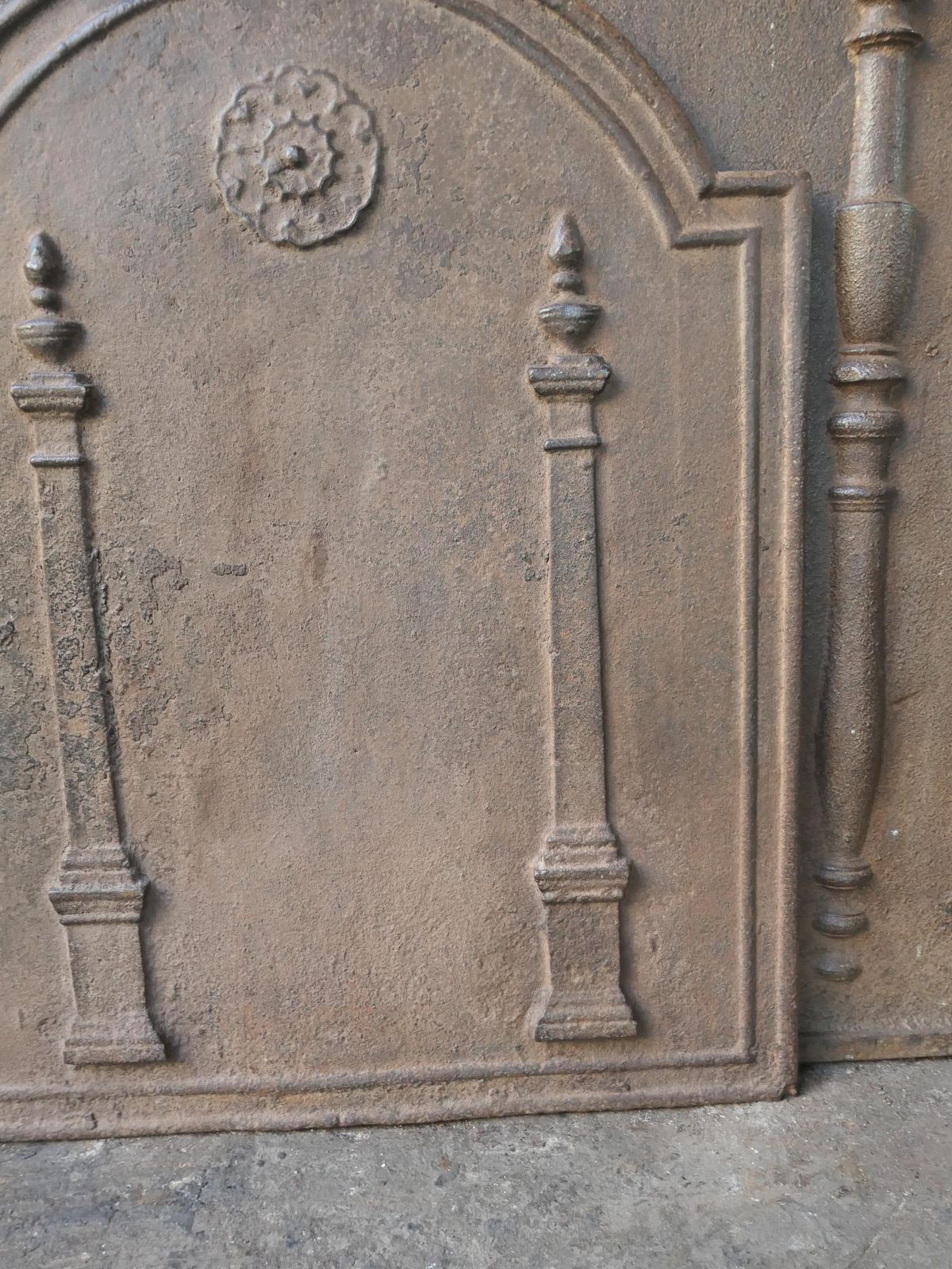 photo furniture Antique French 'Pillars Of Freedom' Fireback / Backsplash, 18th   19th C.