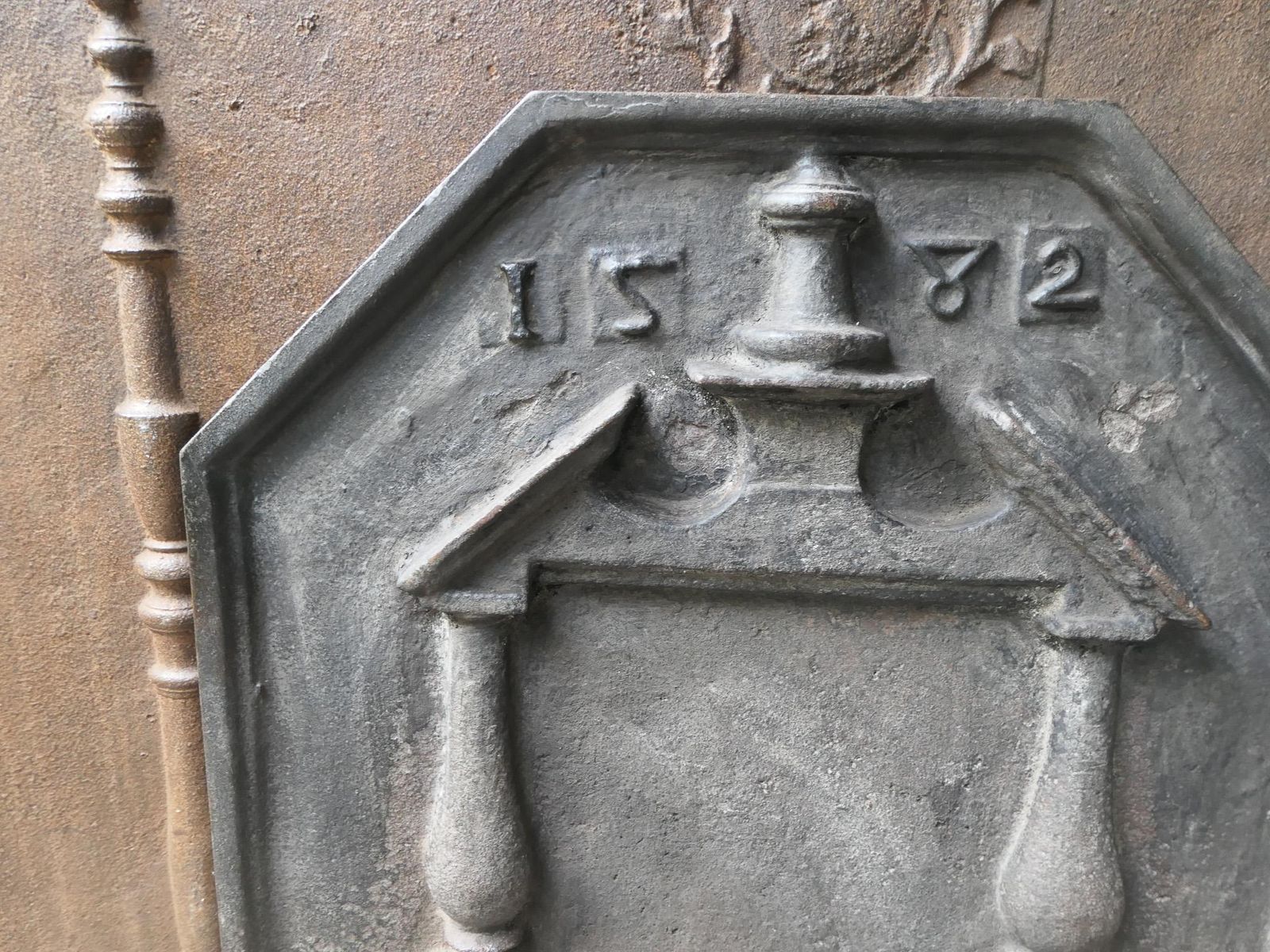 photo for sale French Louis XIV Style 'Coat Of Arms' Fireback / Backsplash, 20th Century