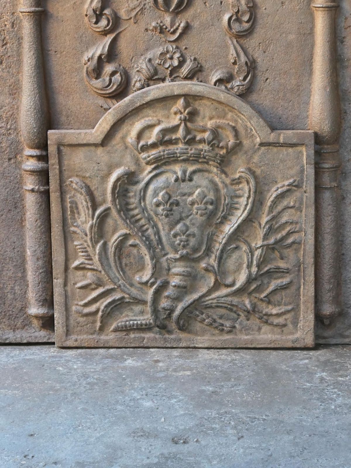 18th Century French Louis XV 'Arms Of France' Fireback / Backsplash photo furniture