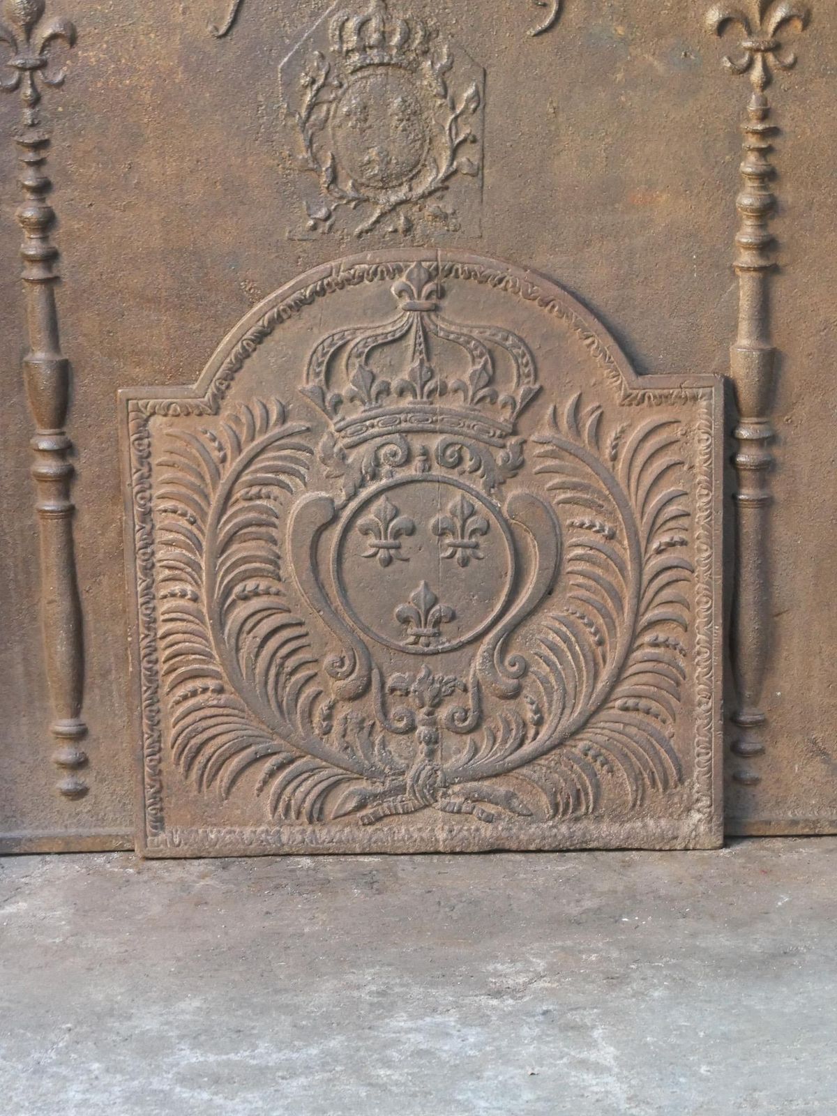 18th Century French Louis XV 'Arms Of France' Fireback / Backsplash photo furniture