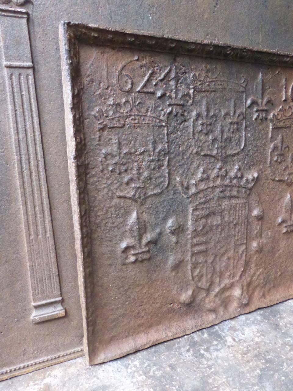 17th Century French 'Arms Of France' Fireback / Backsplash photo vinterior