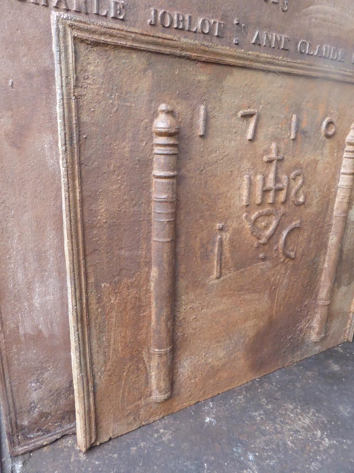 photo furniture 18th Century French Fireback / Backsplash 'Pillars With Medieval Ihs Monogram'