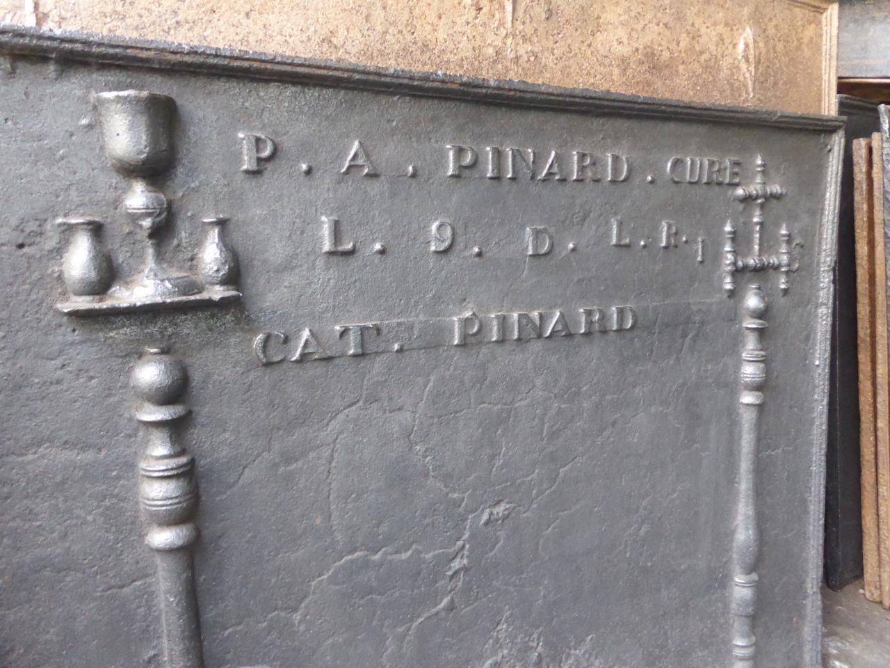 photo furniture 18th Century French 'Pillars With Ihs Monogram' Fireback / Backsplash