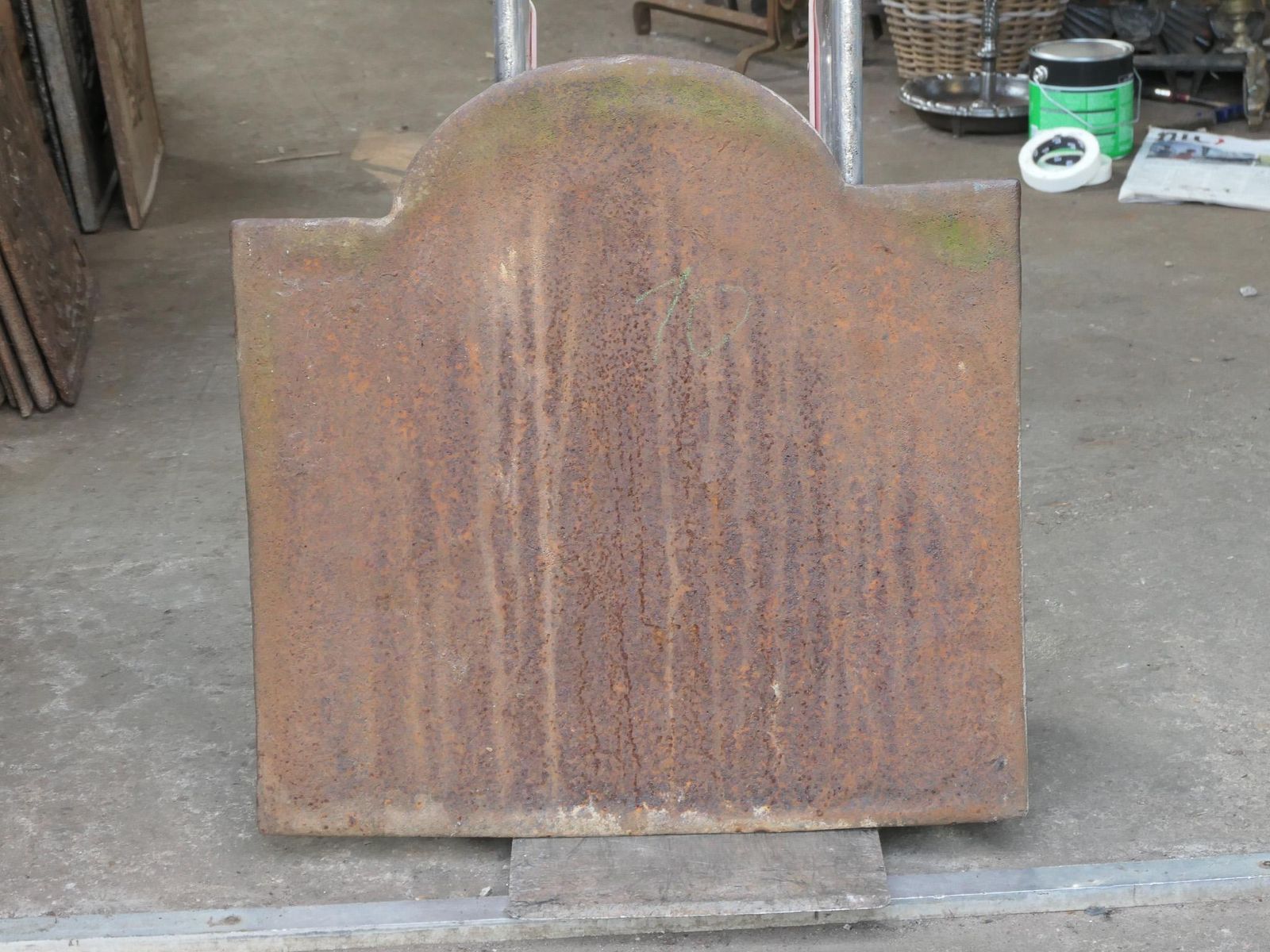 photo buy 18th Century French Louis XV 'Arms Of France' Fireback / Backsplash