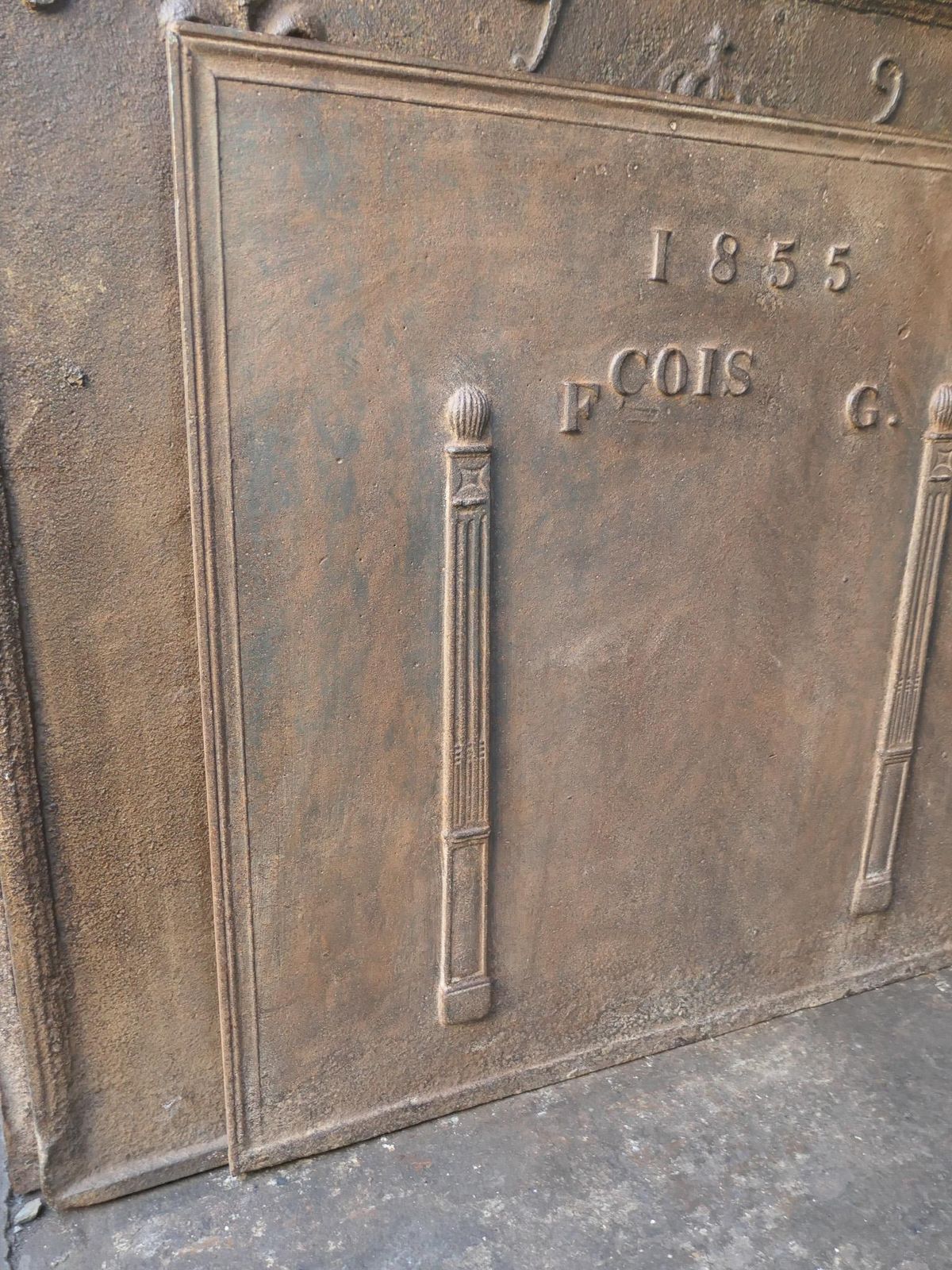 photo for sale Antique French Neoclassical 'Pillars Of Freedom' Fireback / Backsplash