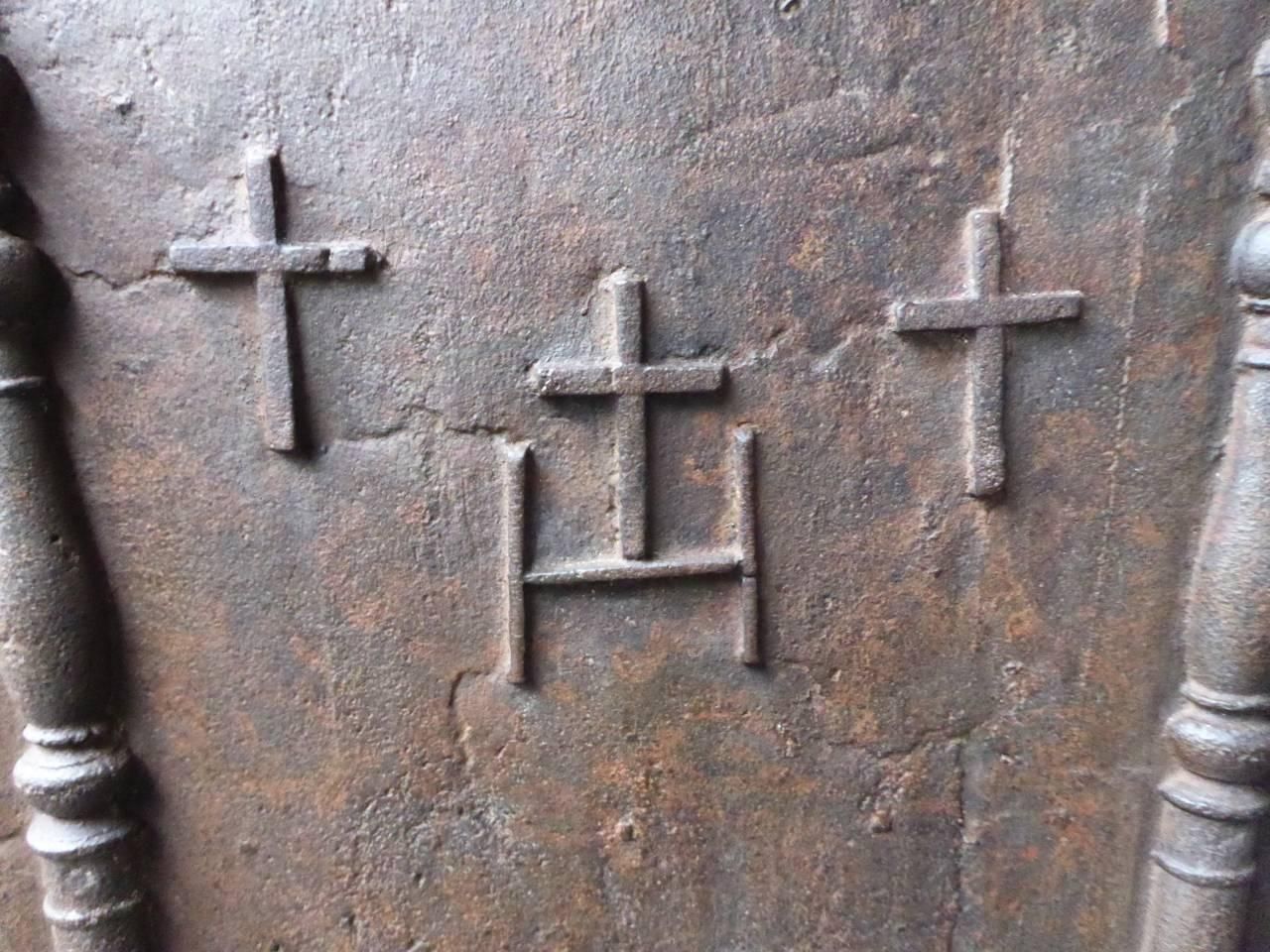 French 'Pillars With Crosses' Fireback / Backsplash, 18th Century photo for sale