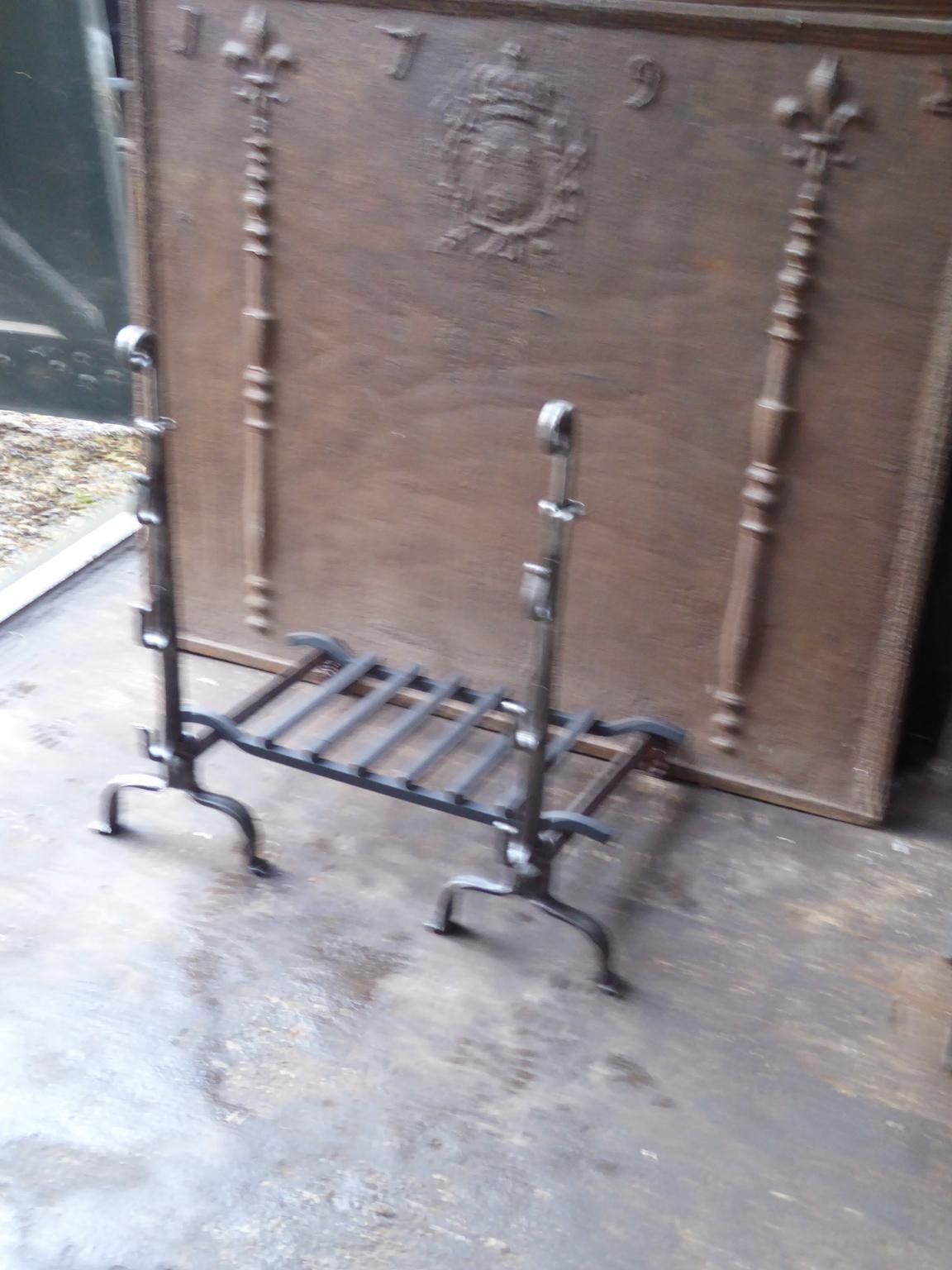 Large French Louis XIII Period Fireplace Grate Or Fire Basket, 17th Century photo 1088.0