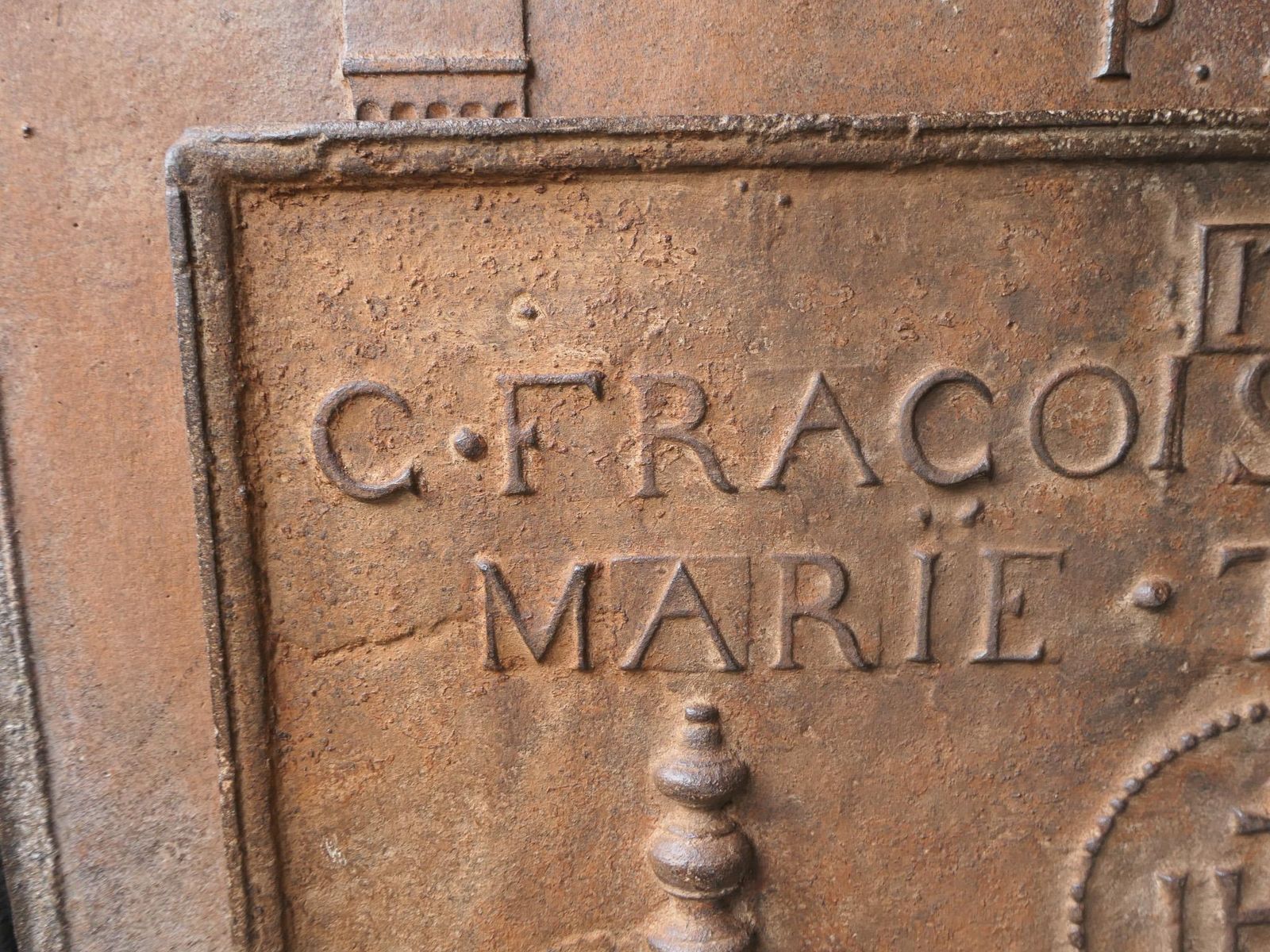 photo vinterior Antique French 'Marriage' Fireback / Backsplash, 18th Century
