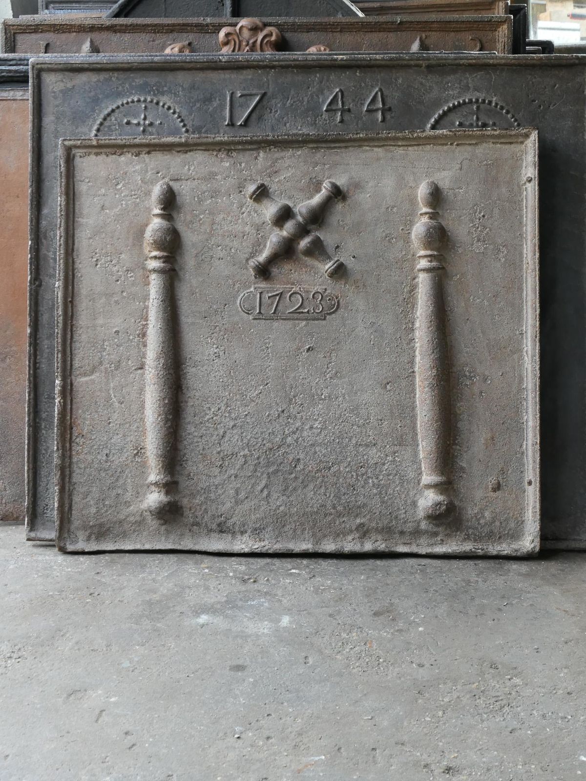 Antique Louis XIV 'Pillars With Saint Andrew's Cross' Fireback / Backsplash photo buy