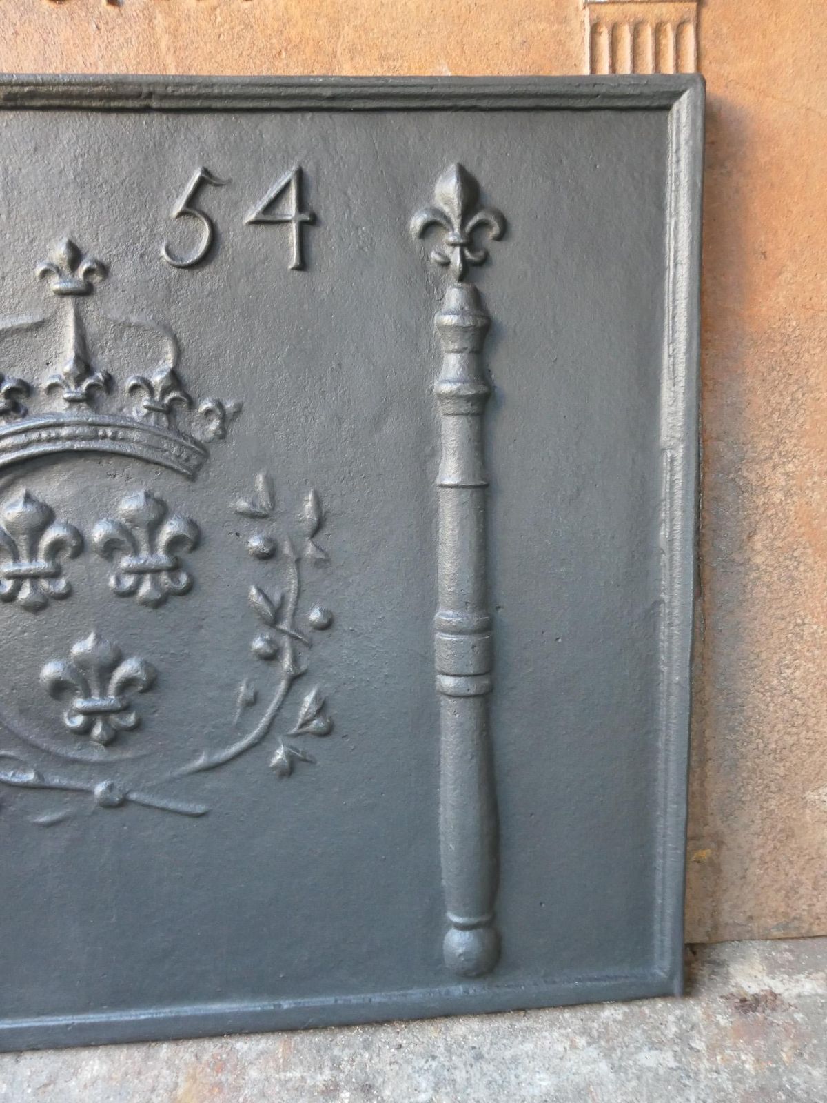 Home Fixtures 18th Century French Louis XIV 'Arms Of France' Fireback / Backsplash, Dated 1754 photo