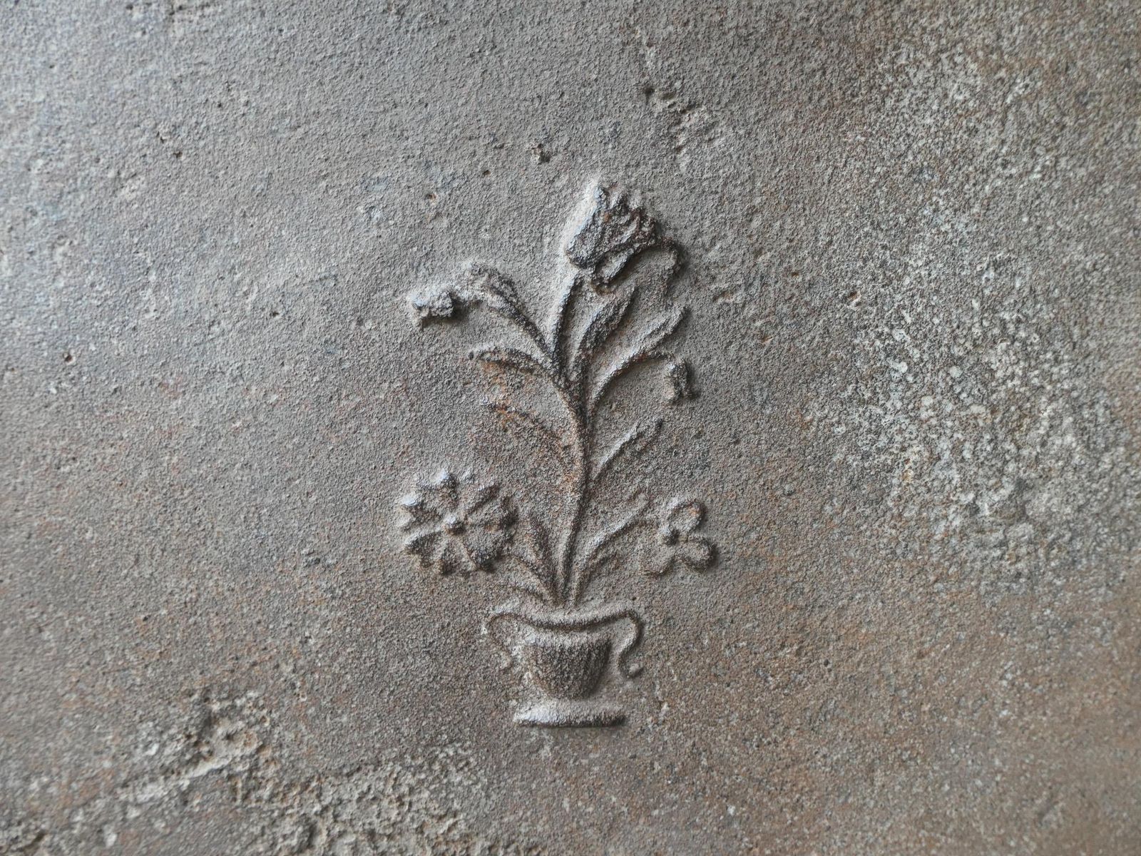 Large French Louis XV Period Fireback / Backsplash, 18th Century photo vinterior